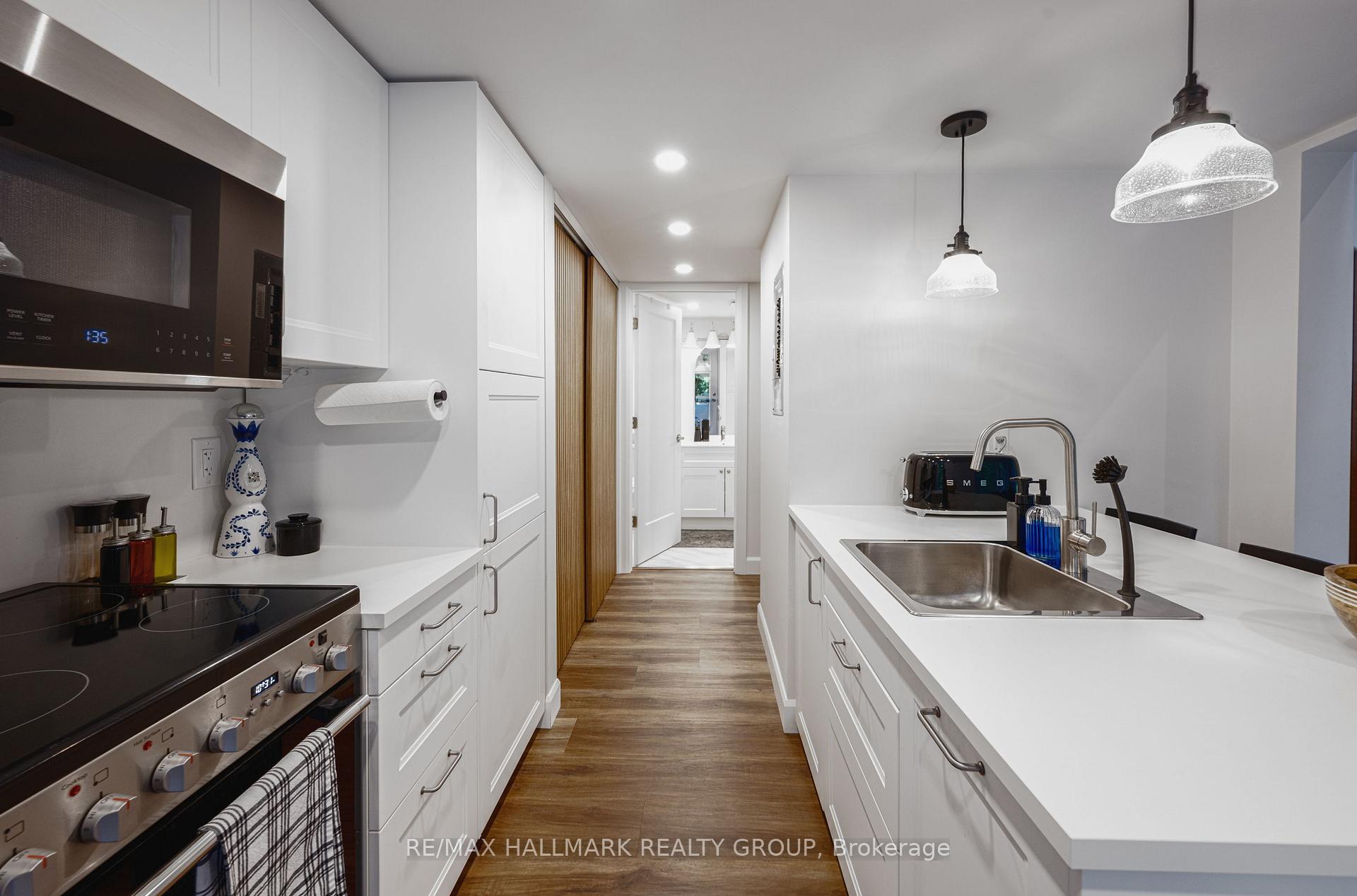 Photo 36 of 1431 Duchess Crescent, Ottawa, Manotick East to Manotick Station — HOMEH