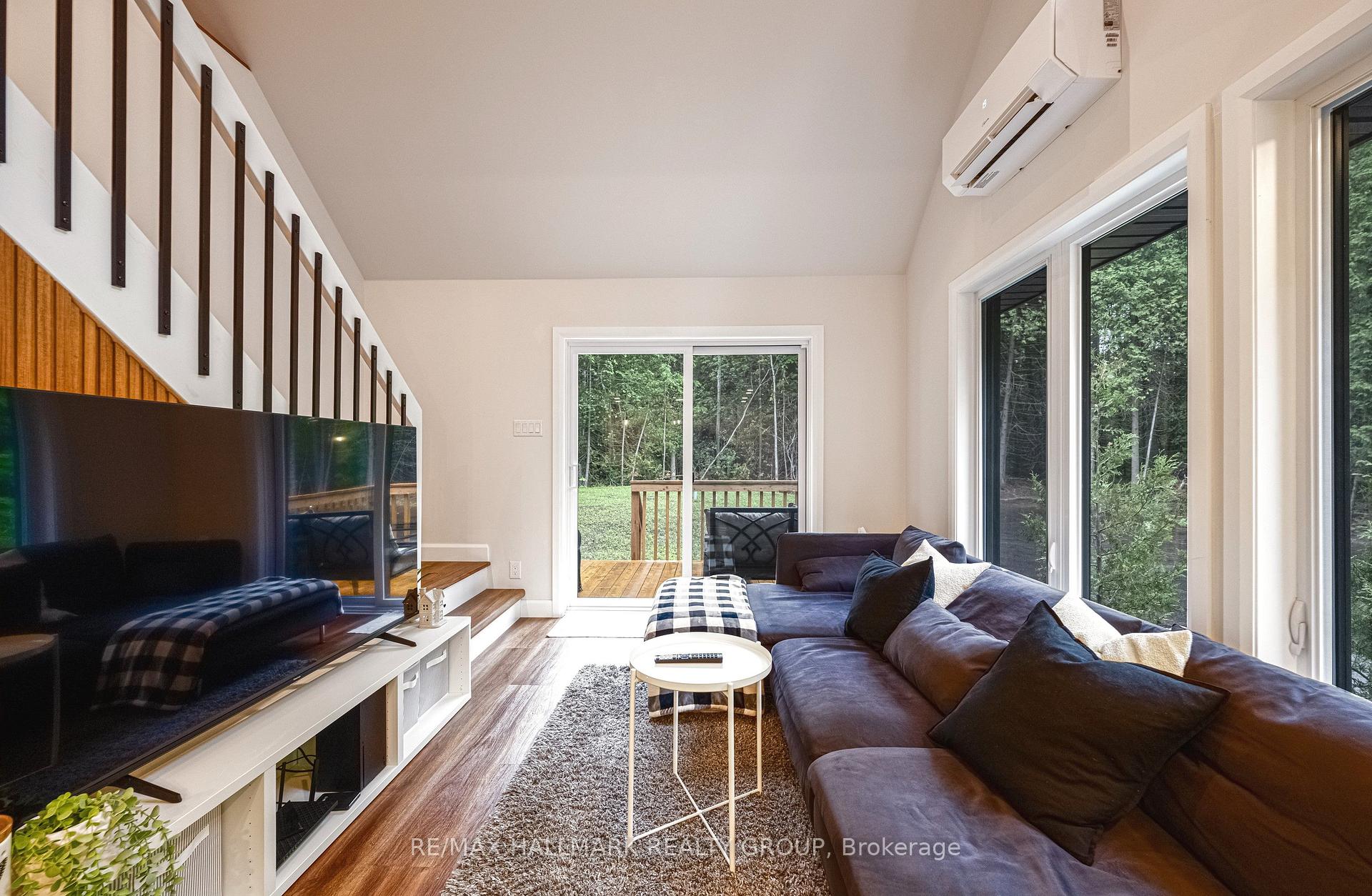 Photo 38 of 1431 Duchess Crescent, Ottawa, Manotick East to Manotick Station — HOMEH