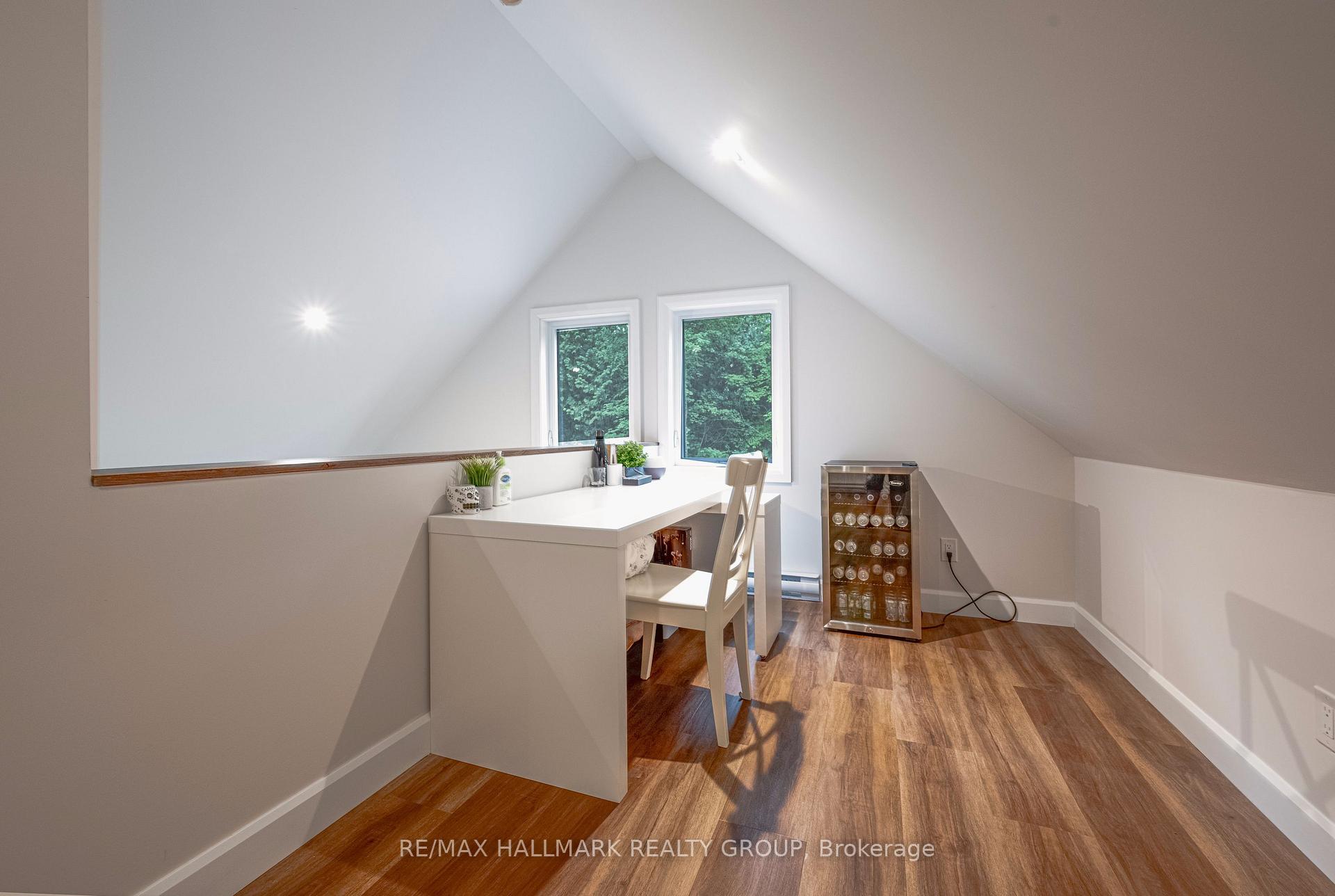 Photo 41 of 1431 Duchess Crescent, Ottawa, Manotick East to Manotick Station — HOMEH