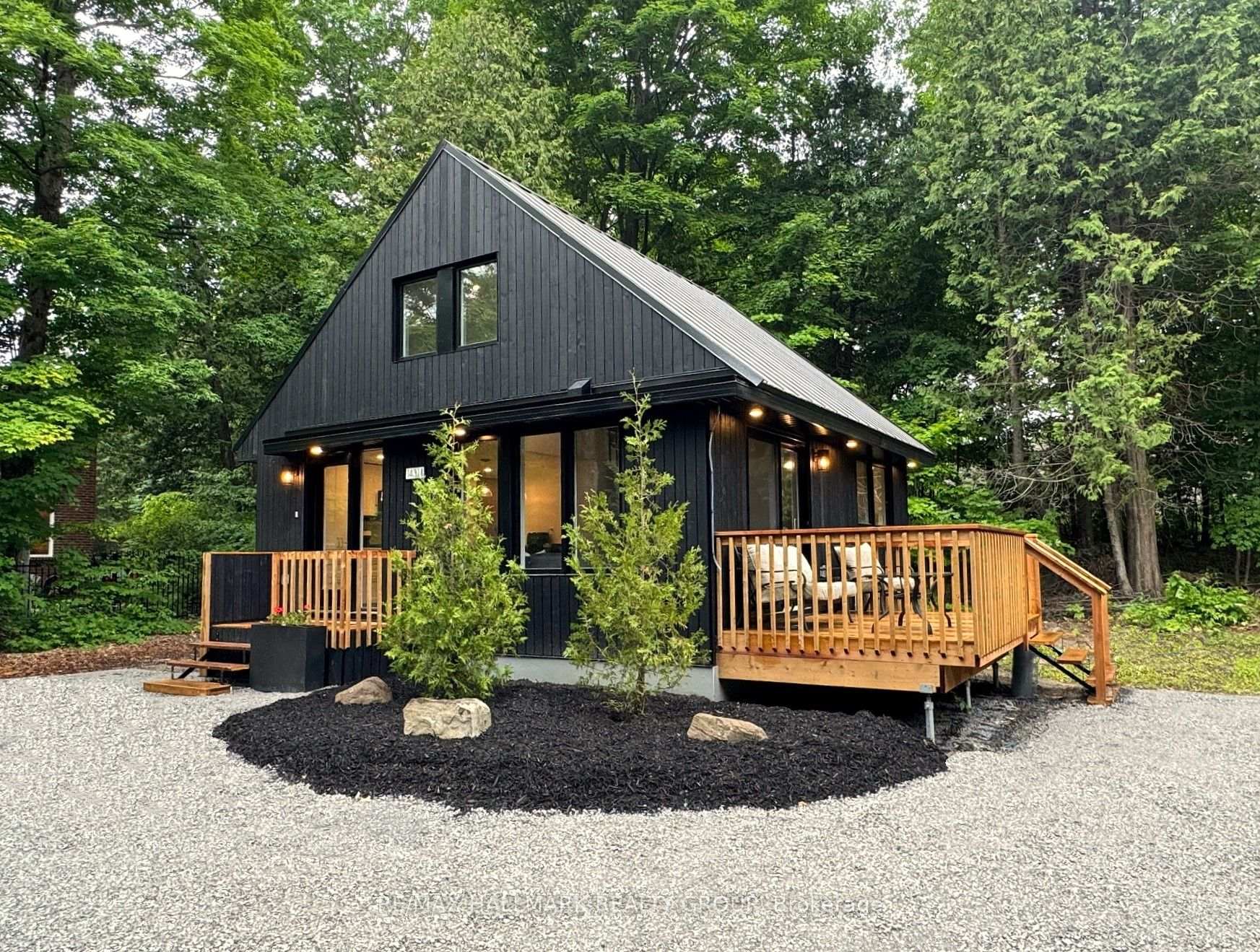Photo 44 of 1431 Duchess Crescent, Ottawa, Manotick East to Manotick Station — HOMEH