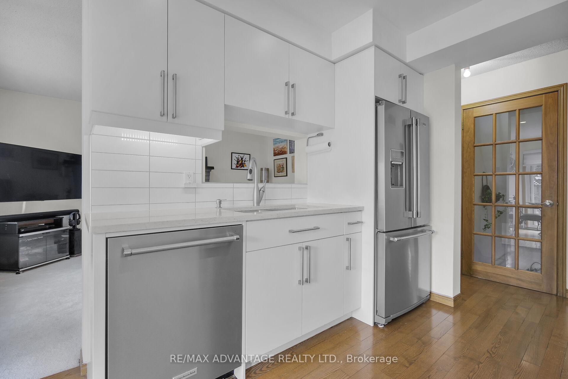 Photo 14 of 243 Conway Drive, London, South X — HOMEH