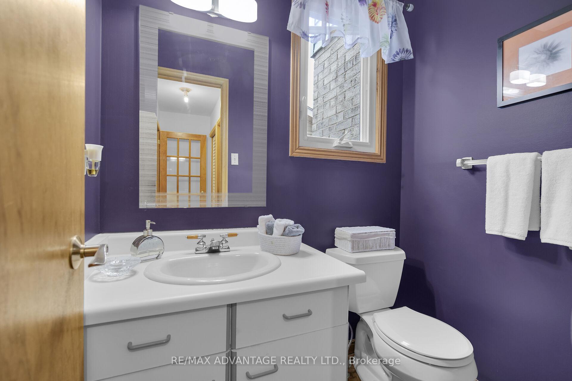 Photo 21 of 243 Conway Drive, London, South X — HOMEH