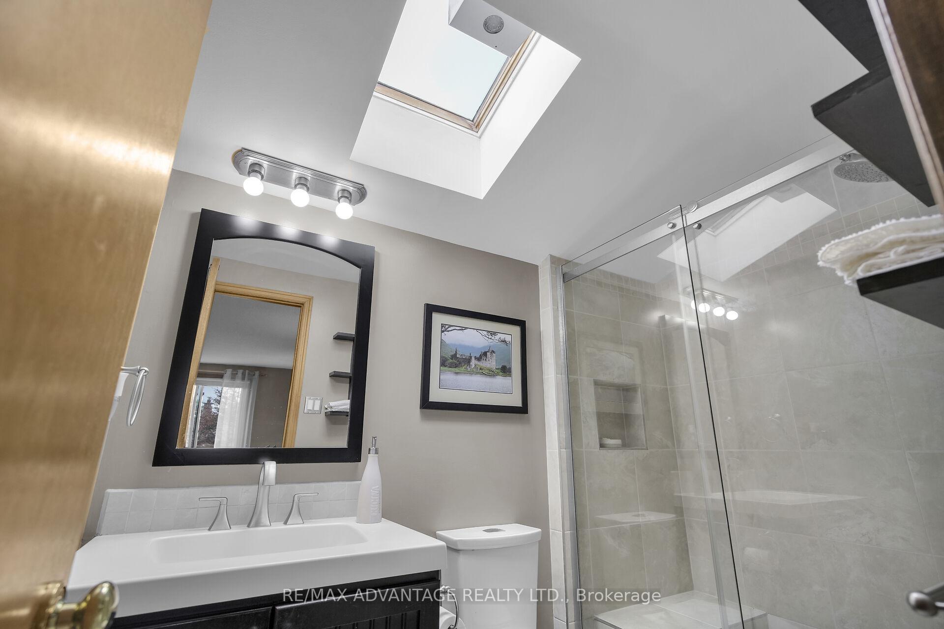 Photo 29 of 243 Conway Drive, London, South X — HOMEH