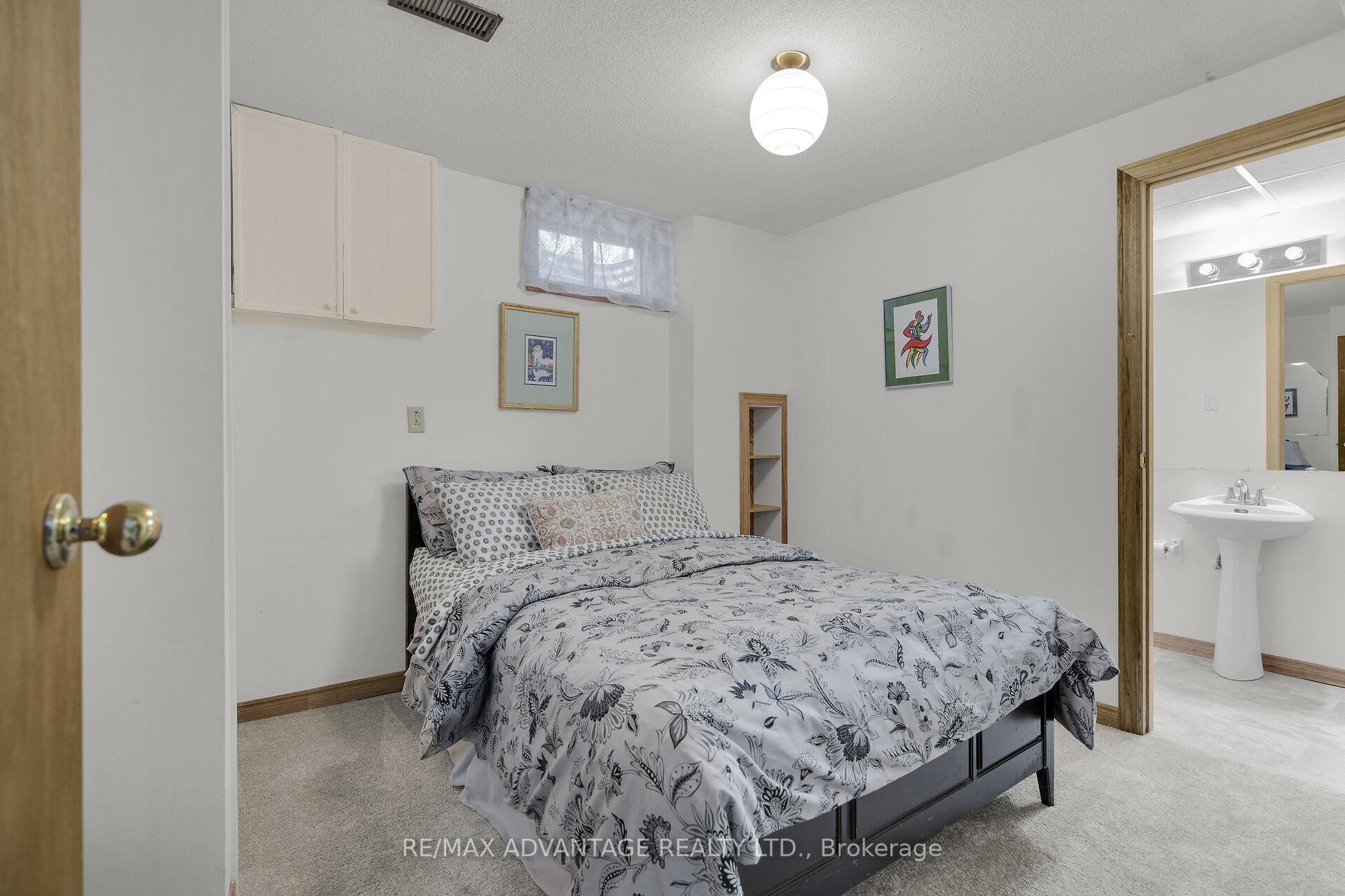Photo 41 of 243 Conway Drive, London, South X — HOMEH