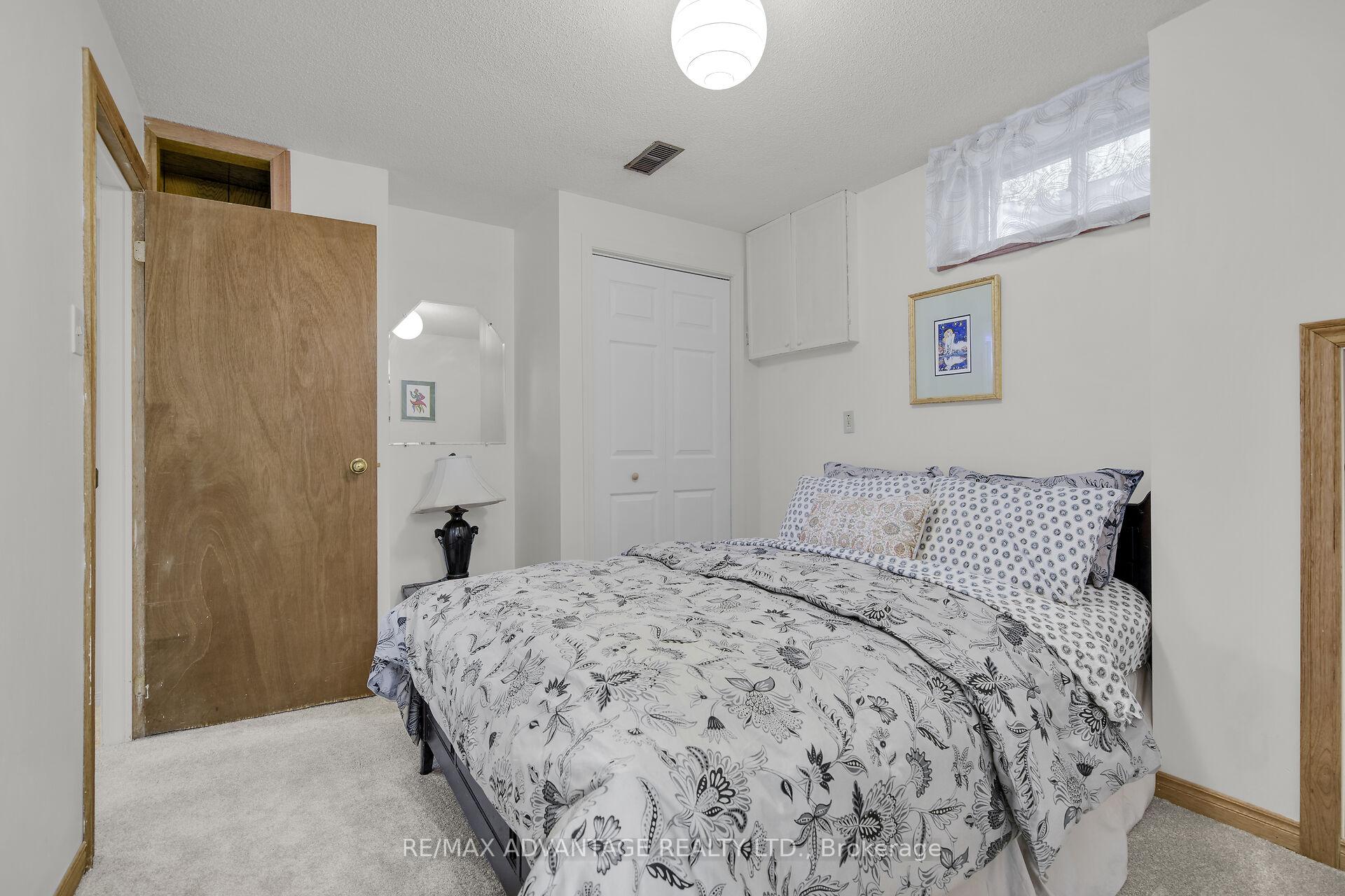 Photo 42 of 243 Conway Drive, London, South X — HOMEH