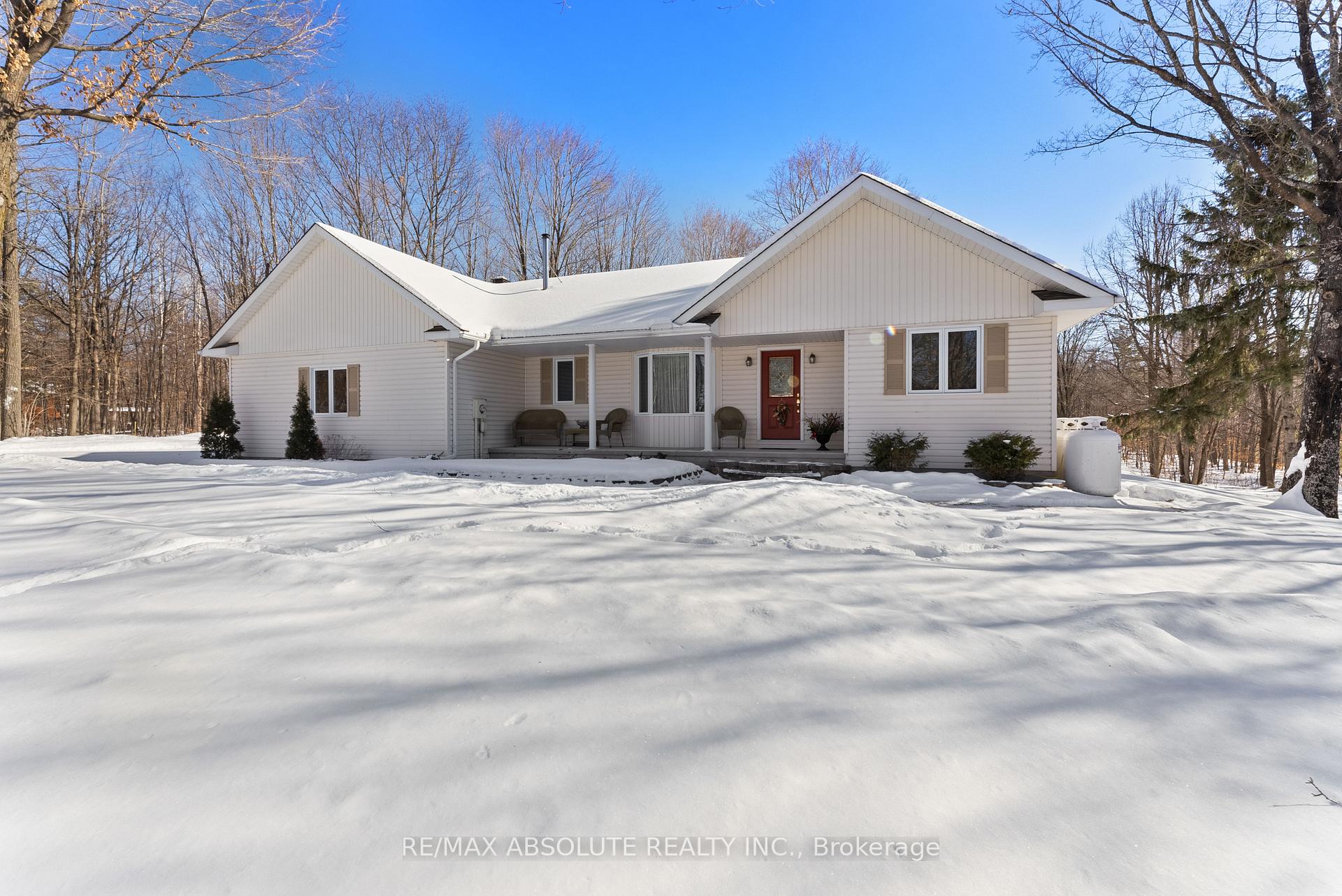 Photo 1 of 123 Woodridge Crescent, McNab/Braeside, Mcnab/Braeside Twps — HOMEH