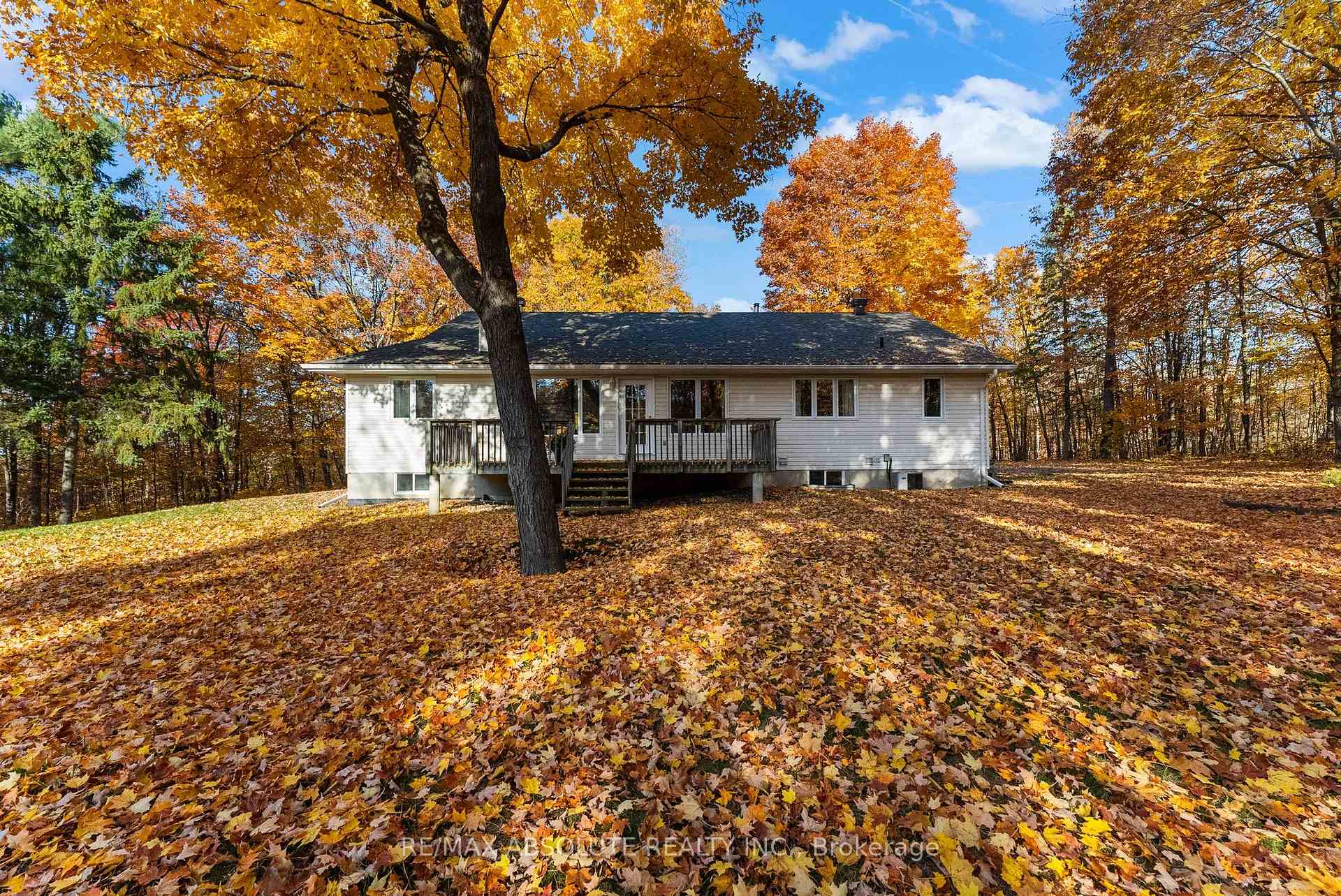 Photo 28 of 123 Woodridge Crescent, McNab/Braeside, Mcnab/Braeside Twps — HOMEH