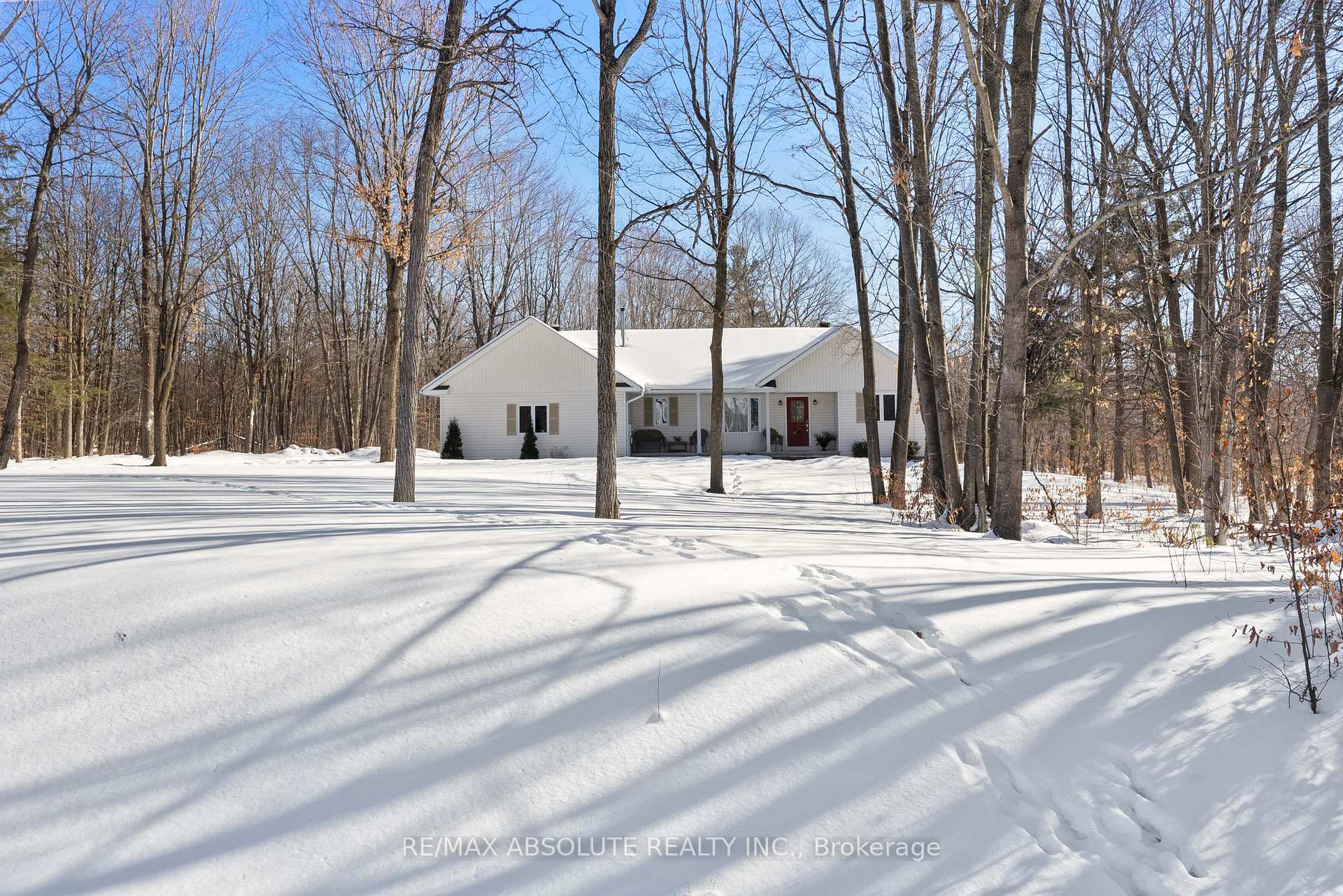 Photo 29 of 123 Woodridge Crescent, McNab/Braeside, Mcnab/Braeside Twps — HOMEH