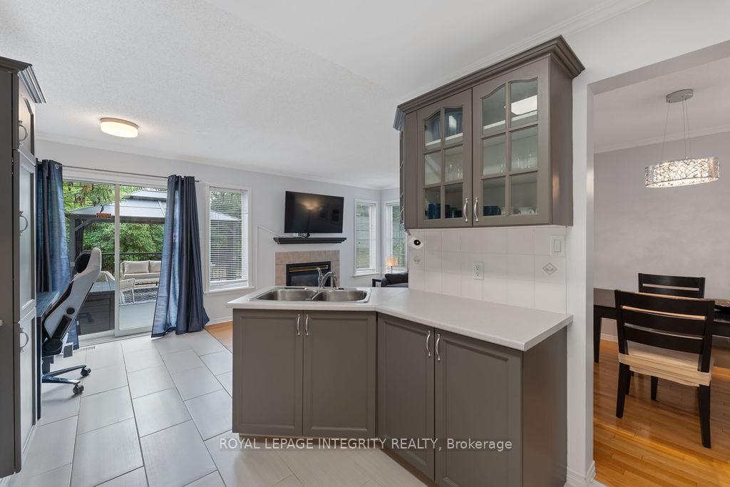 Photo 9 of 105 Bishops Mills Way, Ottawa, Kanata - Beaverbrook — HOMEH