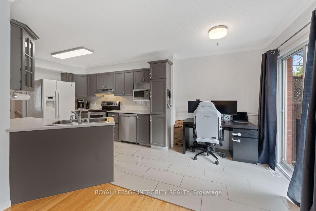 Photo 14 of 105 Bishops Mills Way, Ottawa, Kanata - Beaverbrook — HOMEH