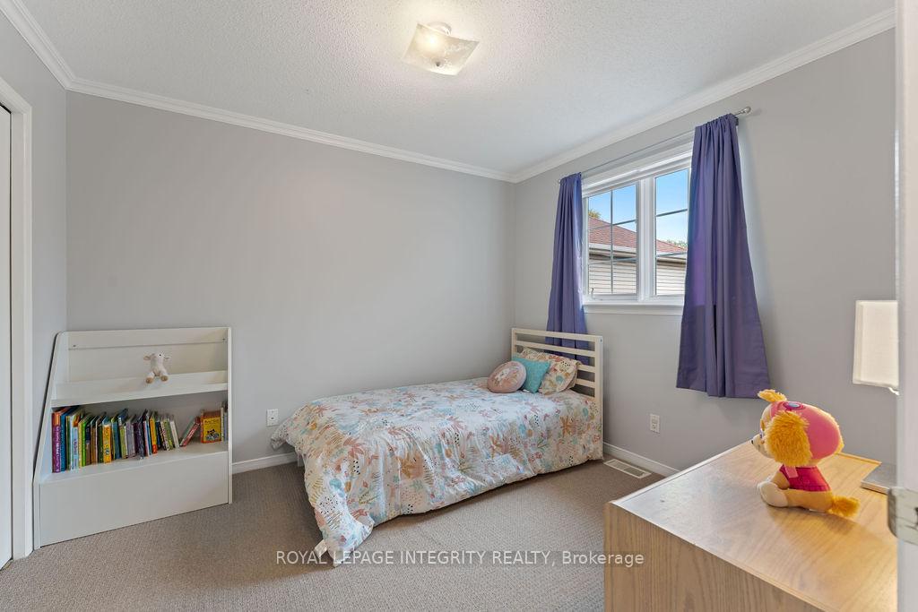 Photo 24 of 105 Bishops Mills Way, Ottawa, Kanata - Beaverbrook — HOMEH