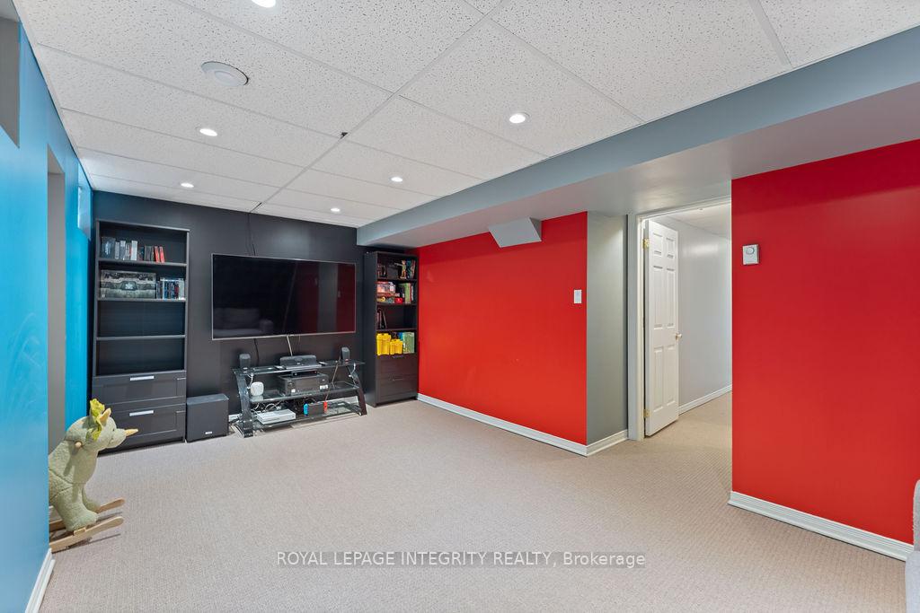 Photo 32 of 105 Bishops Mills Way, Ottawa, Kanata - Beaverbrook — HOMEH