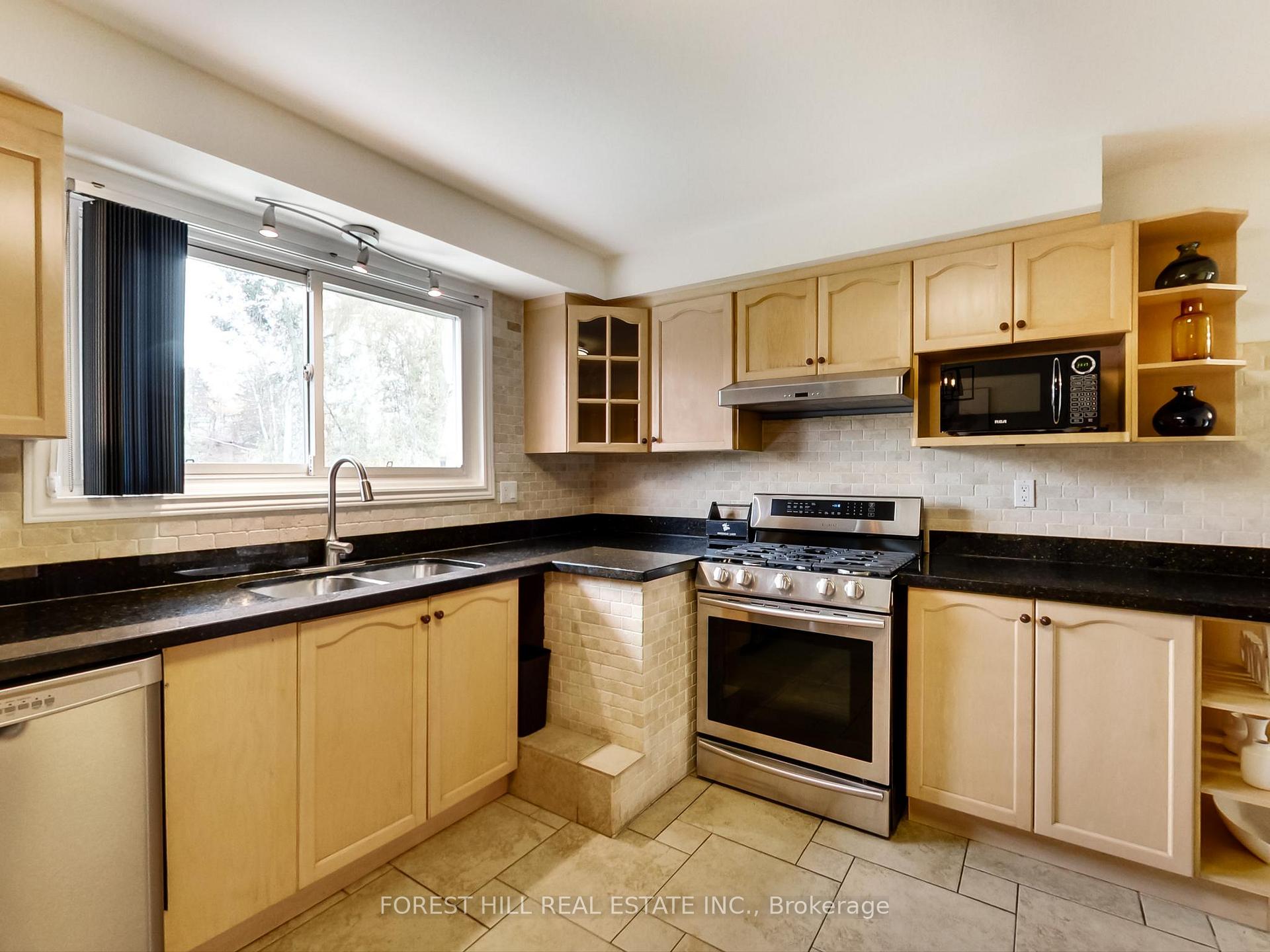 Photo 18 of 1153 Vernor Drive, Innisfil, Gilford — HOMEH