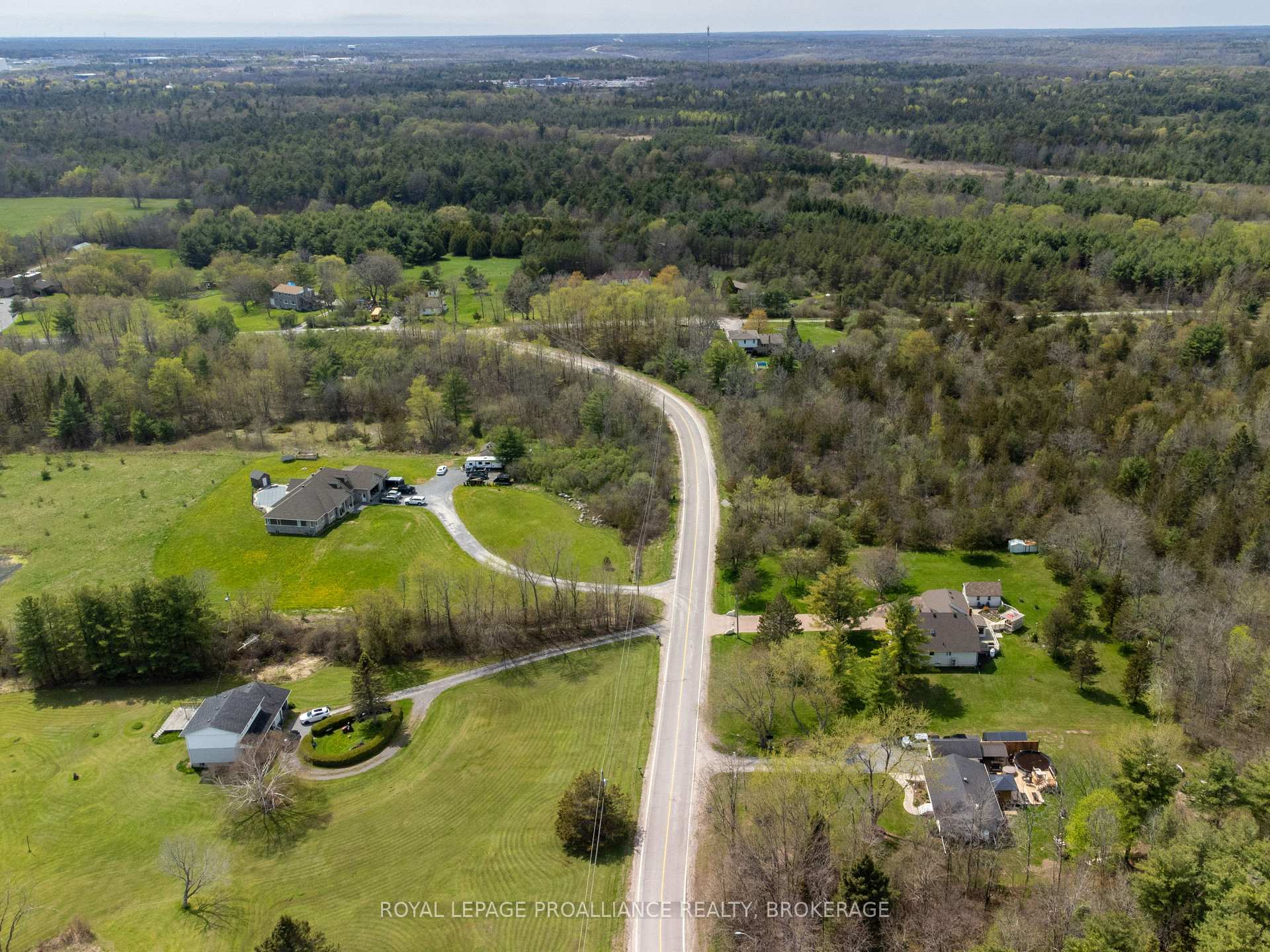 Photo 10 of 1685 Sunnyside Road, Kingston, City North of 401 — HOMEH