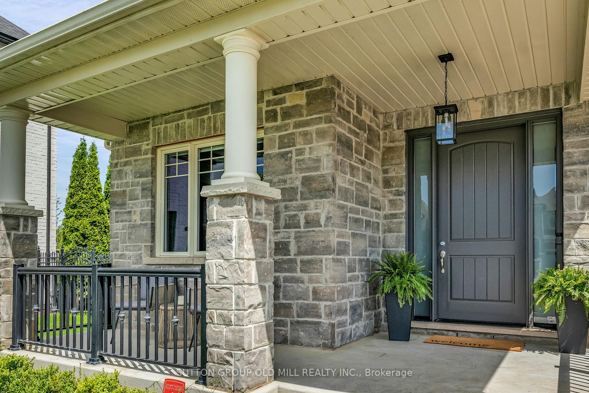 Photo 3 of 28 Wedgeport Court, King, Nobleton — HOMEH