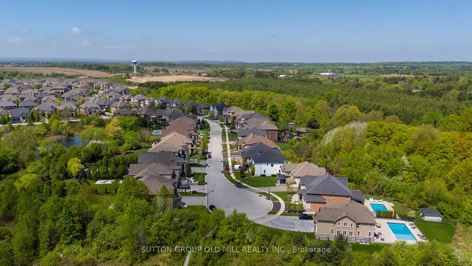 Photo 40 of 28 Wedgeport Court, King, Nobleton — HOMEH
