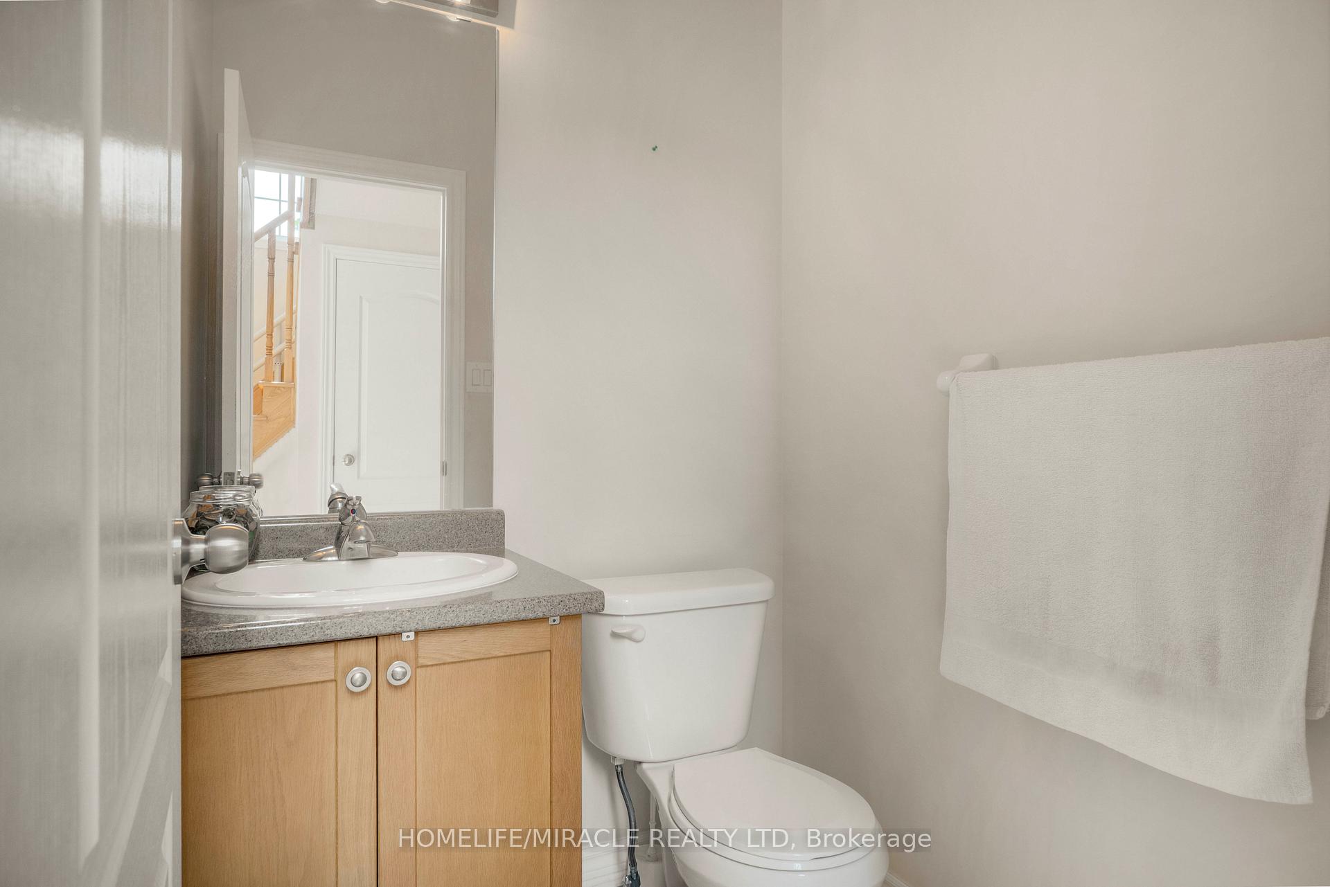 Photo 19 of 2215 Dawson Crescent, Innisfil, Alcona — HOMEH