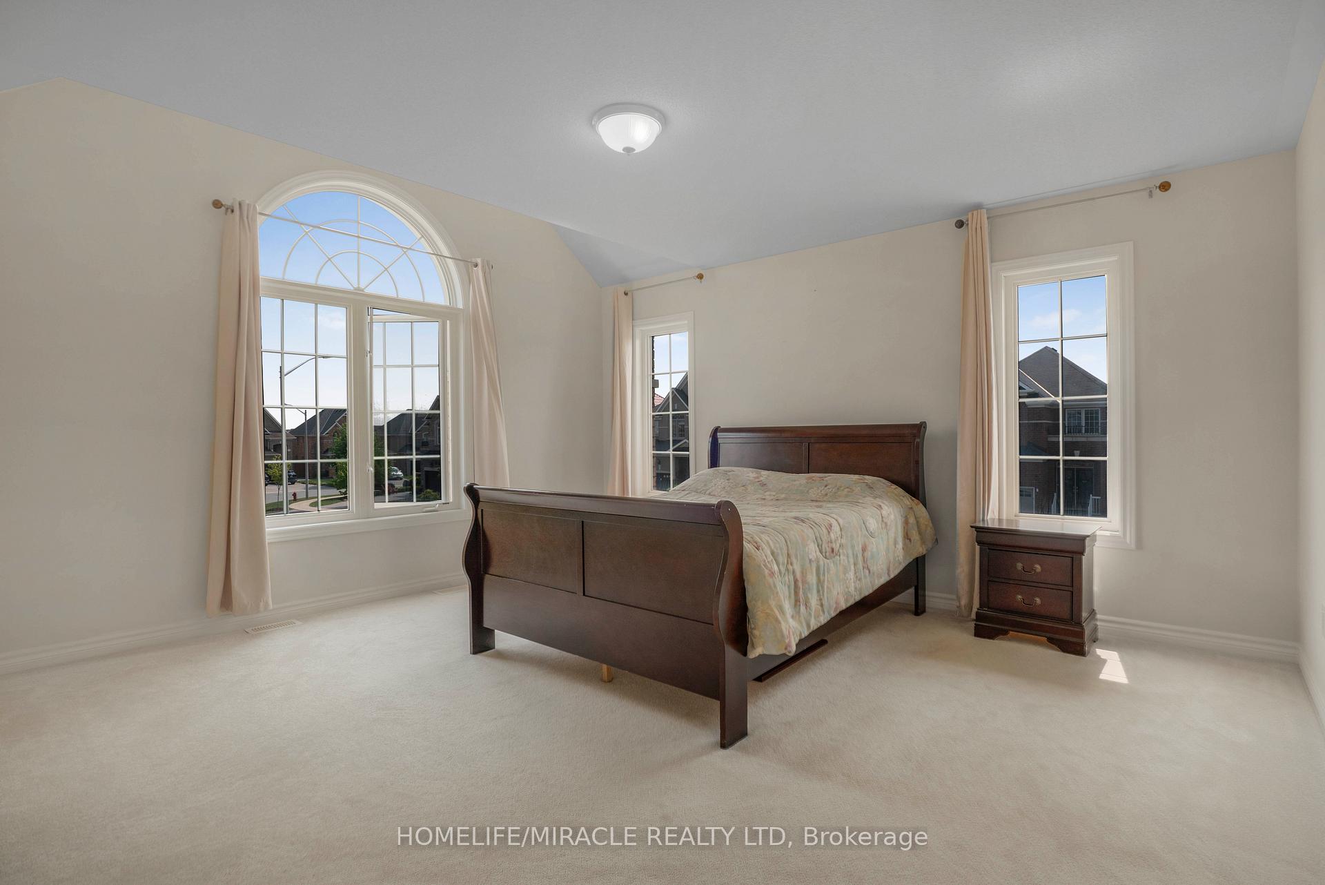 Photo 27 of 2215 Dawson Crescent, Innisfil, Alcona — HOMEH
