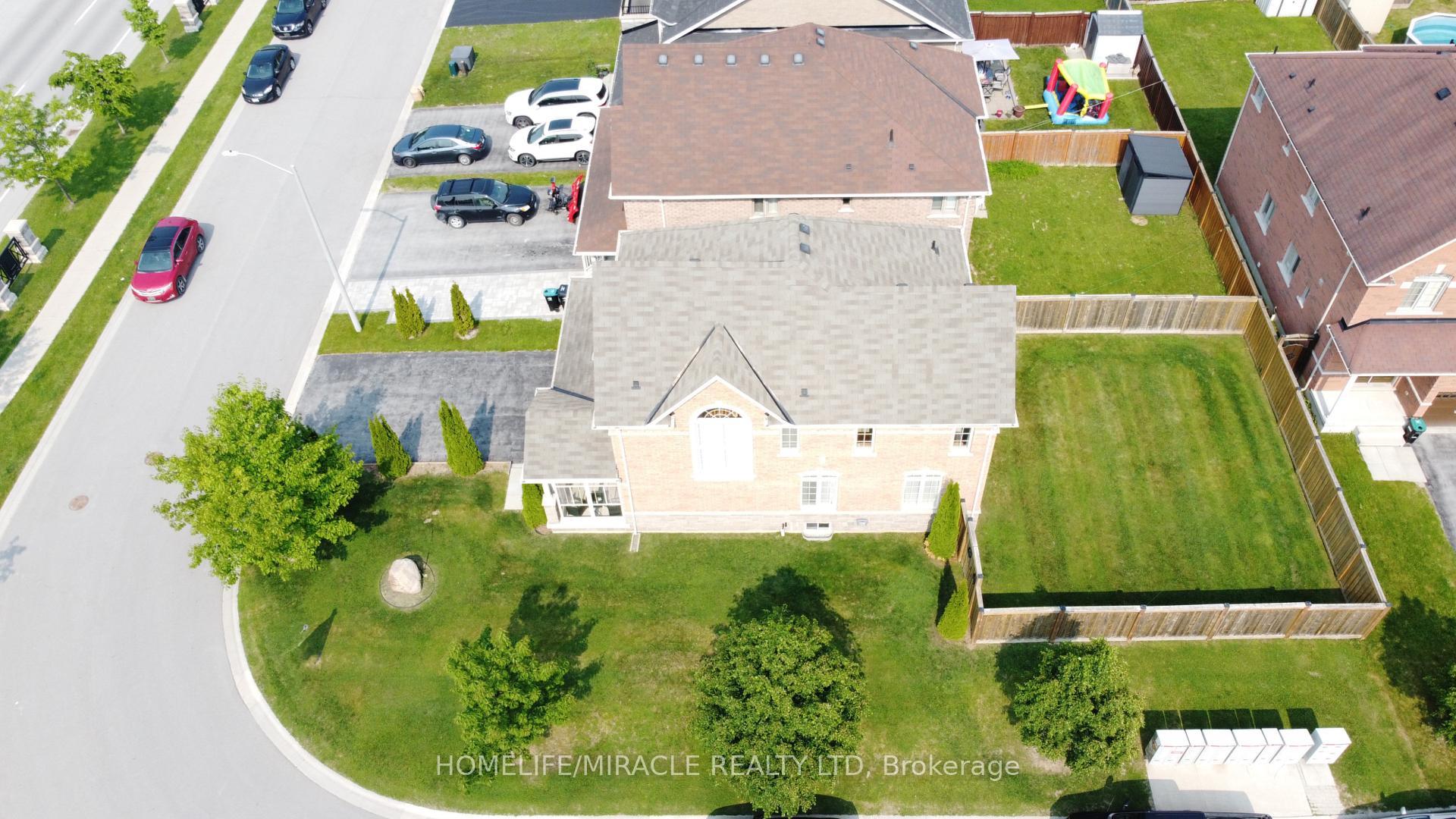 Photo 35 of 2215 Dawson Crescent, Innisfil, Alcona — HOMEH