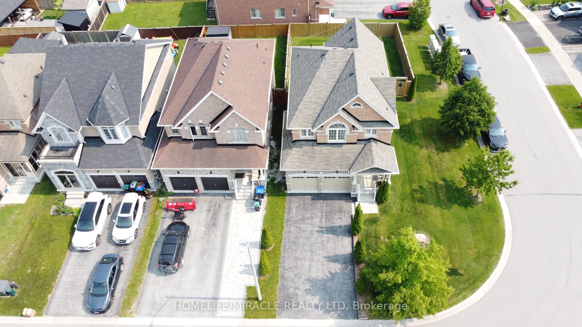 Photo 37 of 2215 Dawson Crescent, Innisfil, Alcona — HOMEH