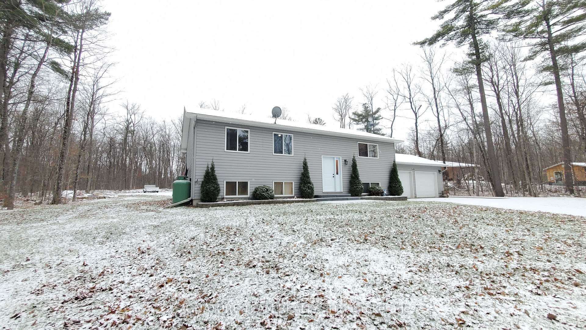 Photo 3 of 146 Deerfield Drive, McNab/Braeside, Mcnab/Braeside Twps — HOMEH