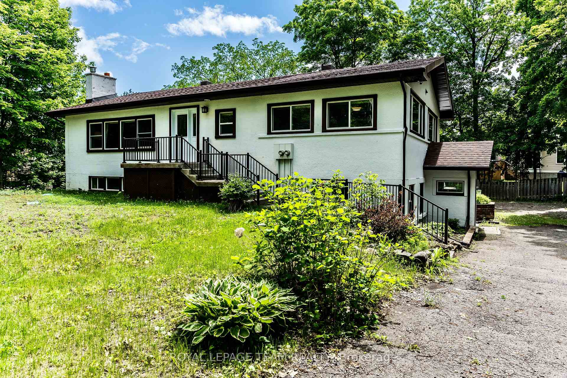 Photo 2 of 1206 Old Carp Road, Ottawa, Kanata - Morgan's Grant/South March — HOMEH