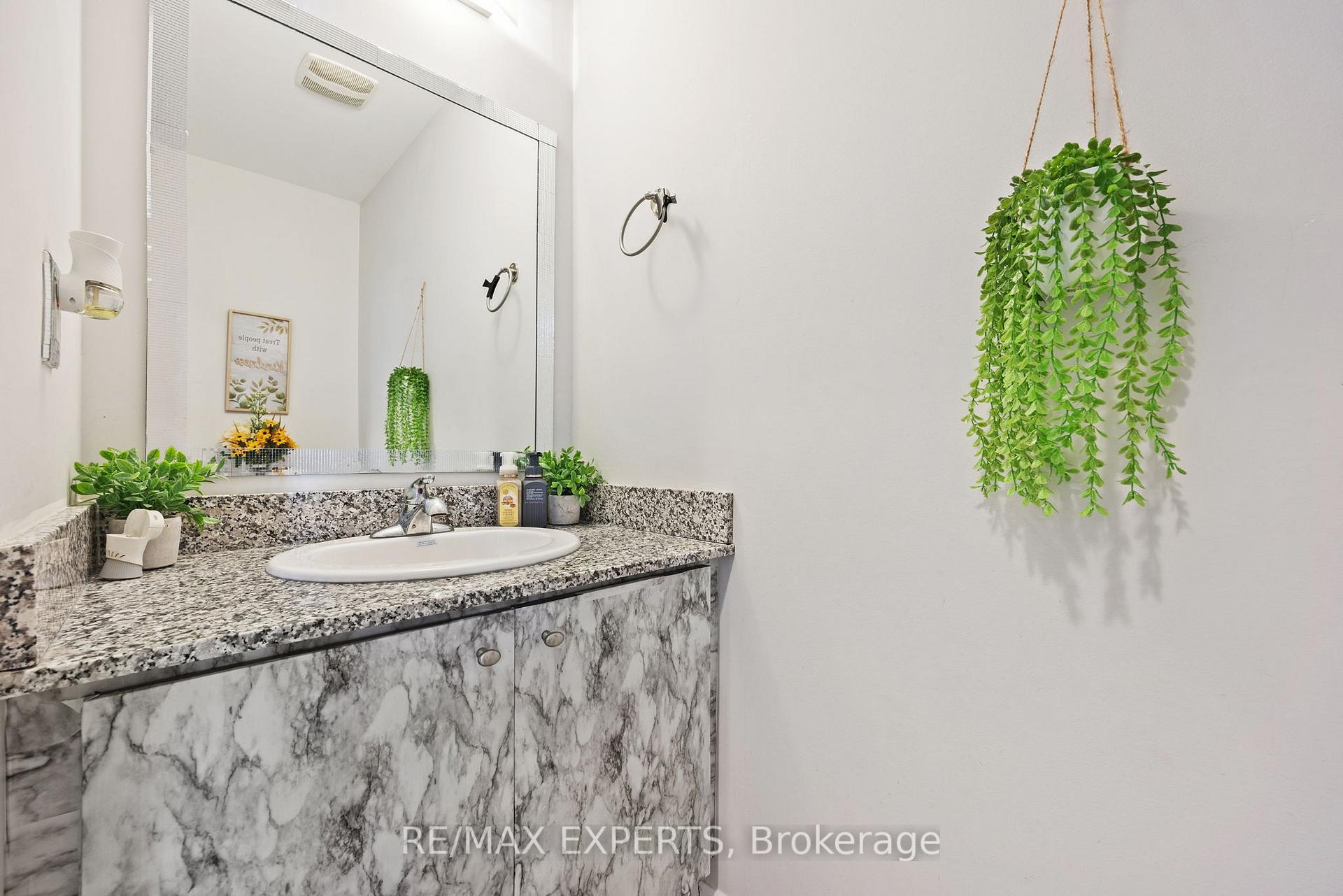 Photo 7 of 2087 Dale Road, Innisfil, Alcona — HOMEH