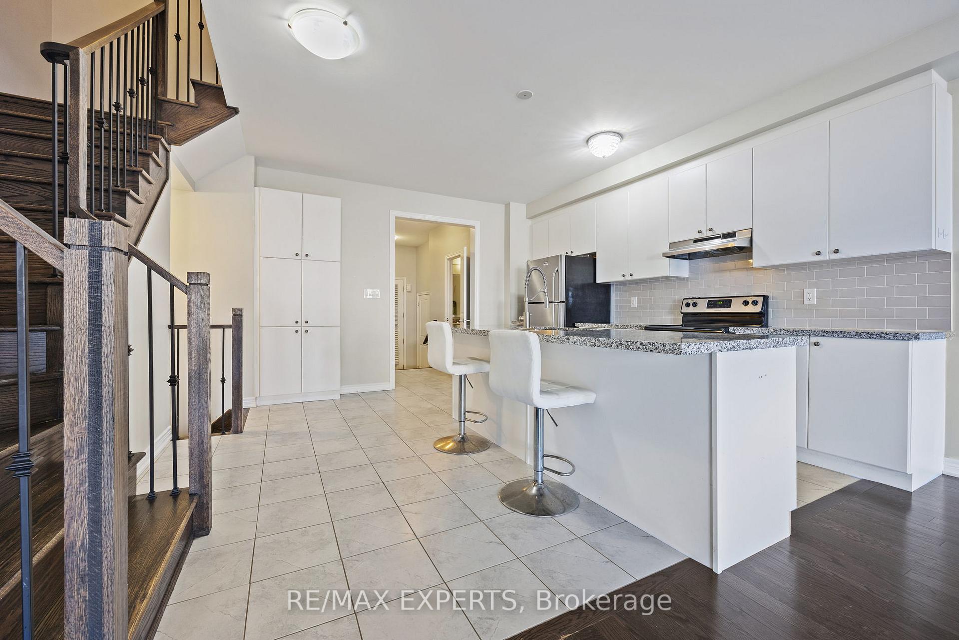 Photo 9 of 2087 Dale Road, Innisfil, Alcona — HOMEH