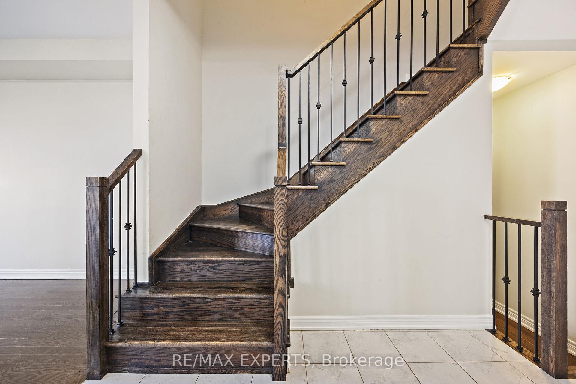 Photo 20 of 2087 Dale Road, Innisfil, Alcona — HOMEH