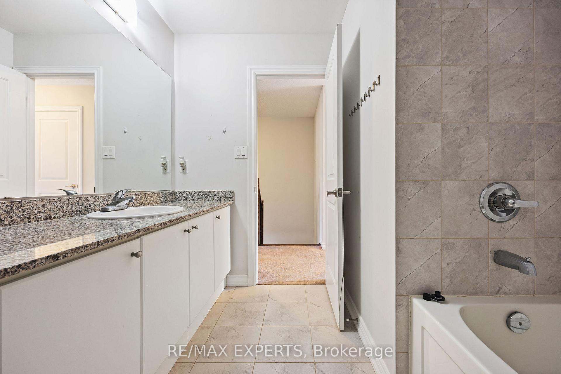 Photo 22 of 2087 Dale Road, Innisfil, Alcona — HOMEH
