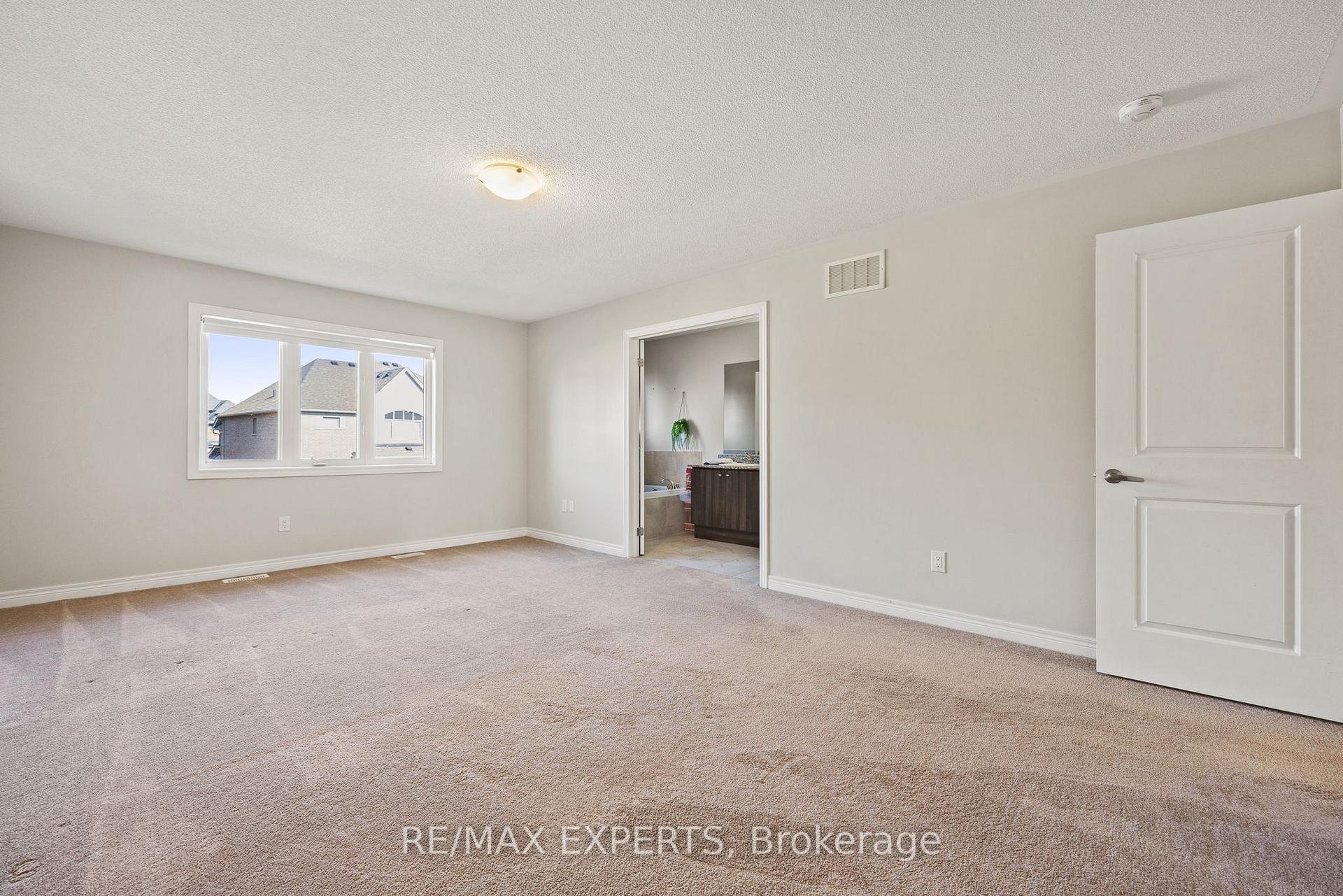 Photo 30 of 2087 Dale Road, Innisfil, Alcona — HOMEH