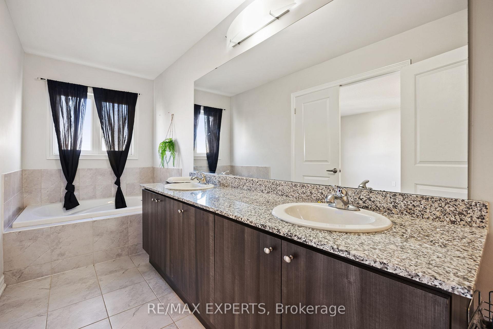 Photo 35 of 2087 Dale Road, Innisfil, Alcona — HOMEH