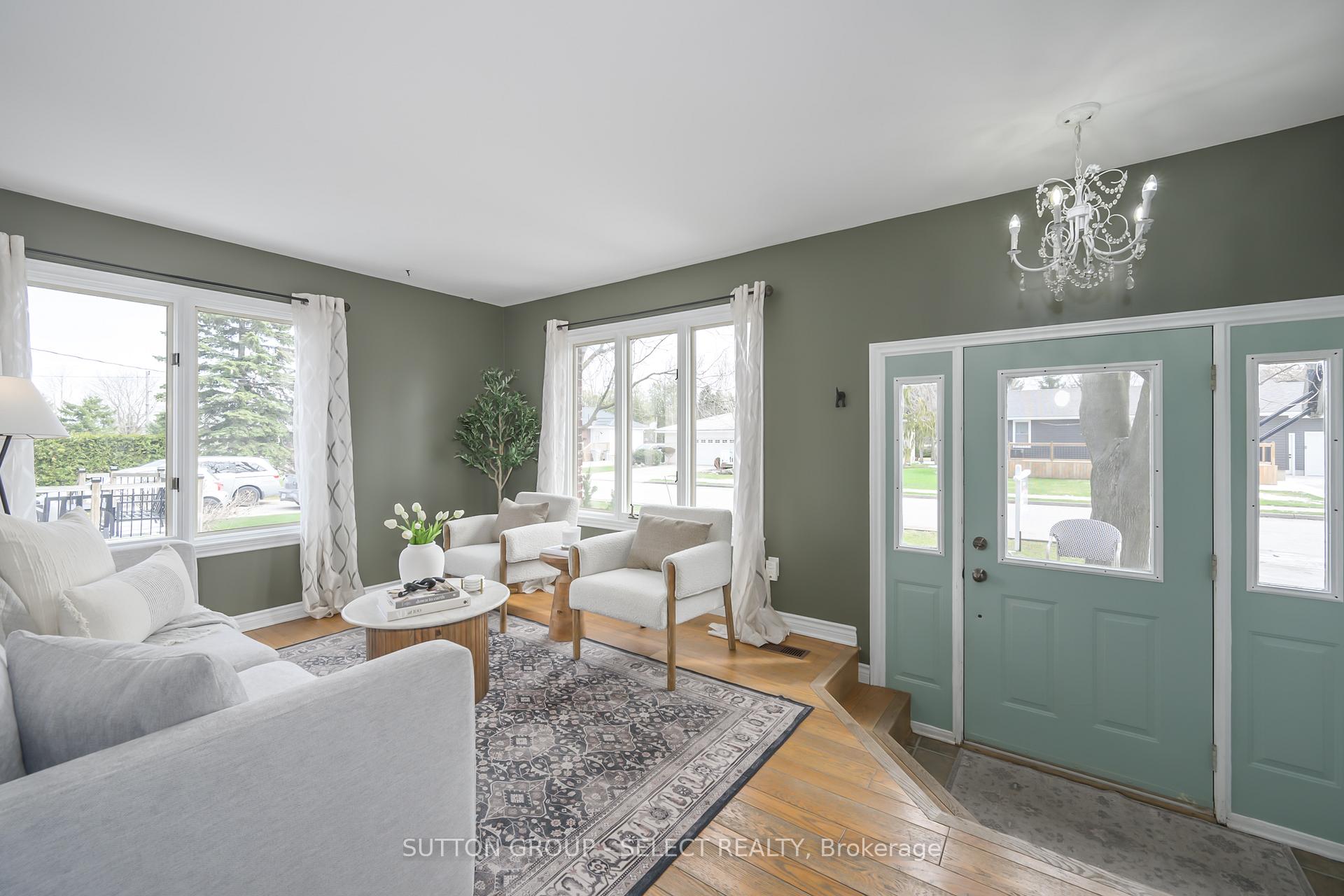 Photo 1 of 283 Lewis Avenue, Lucan Biddulph, Lucan — HOMEH