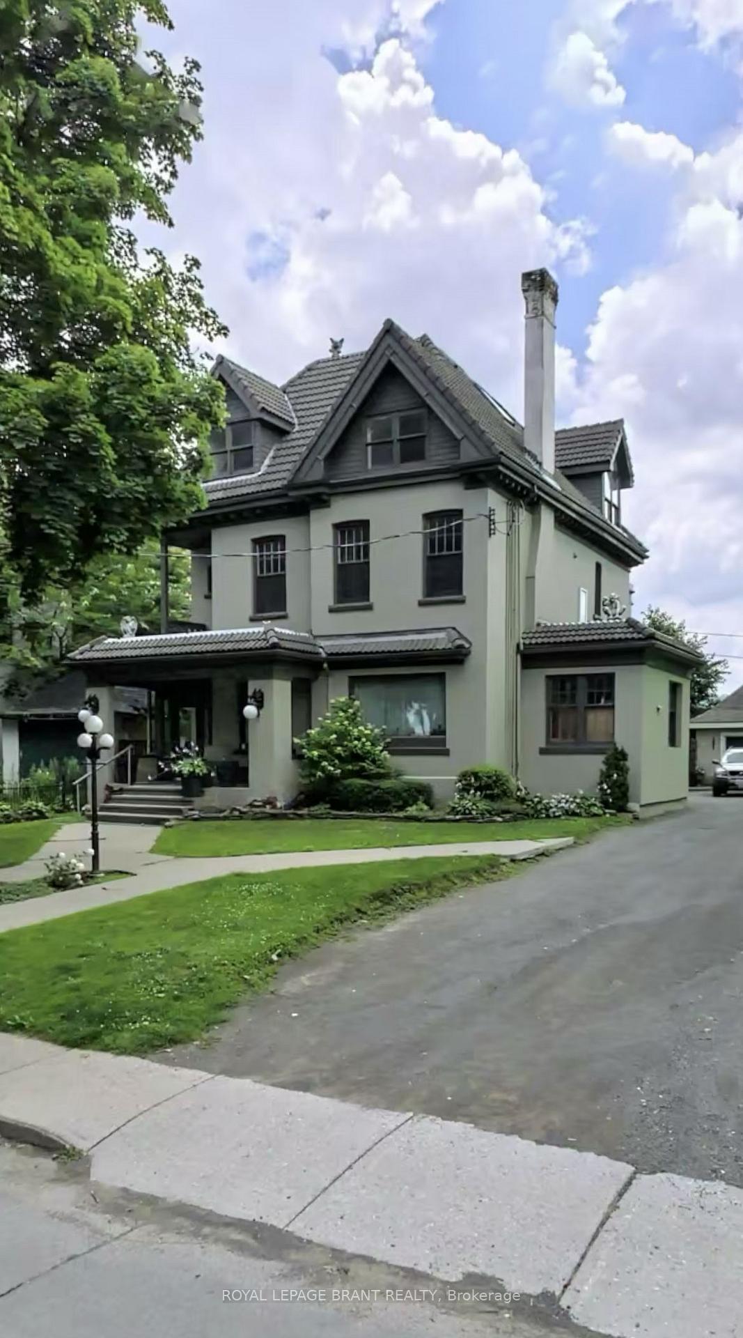 Photo 1 of Unit 5, 133 George Street, Hamilton, Strathcona — HOMEH