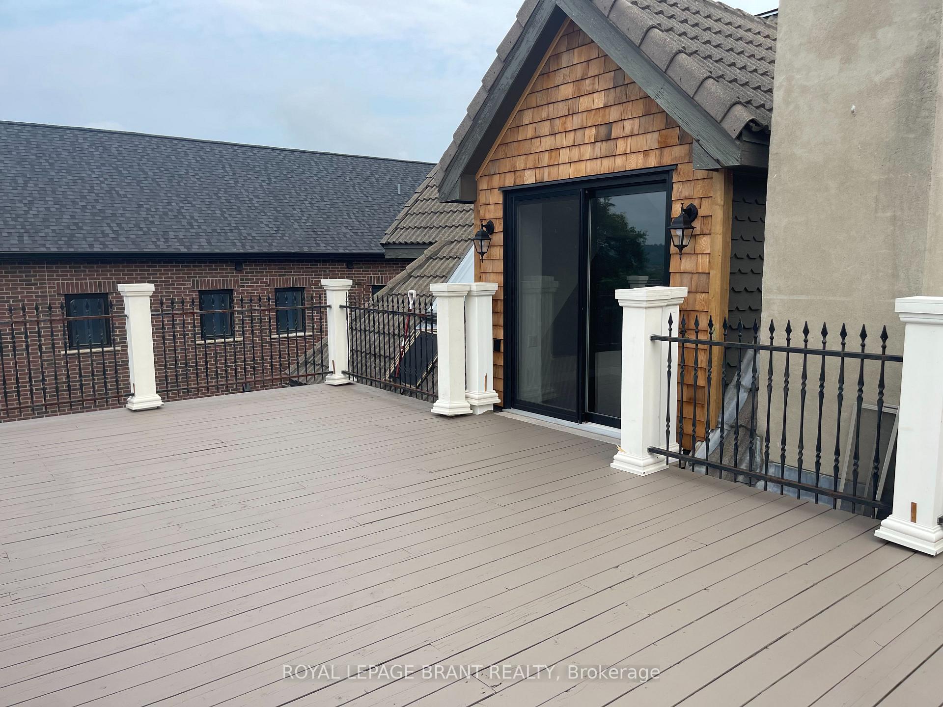 Photo 7 of Unit 5, 133 George Street, Hamilton, Strathcona — HOMEH