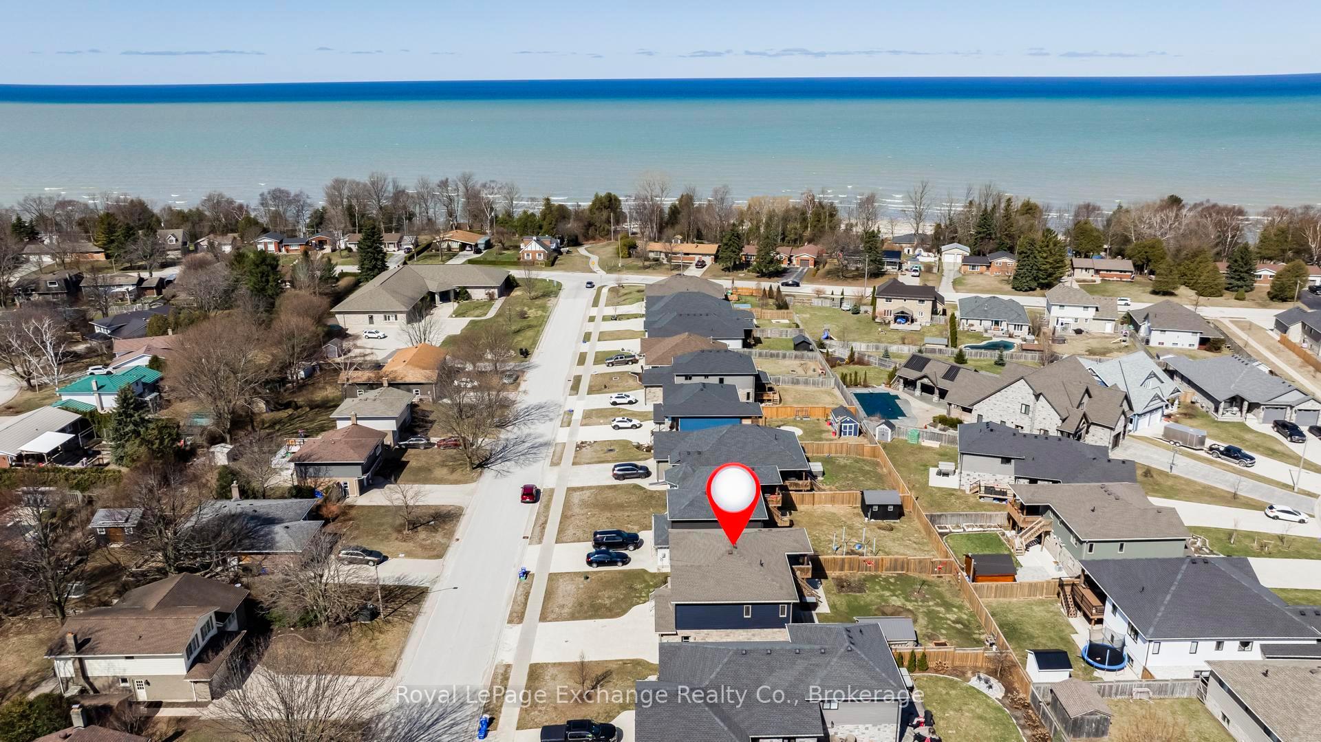 Photo 3 of 290 Saratoga Road, Kincardine — HOMEH