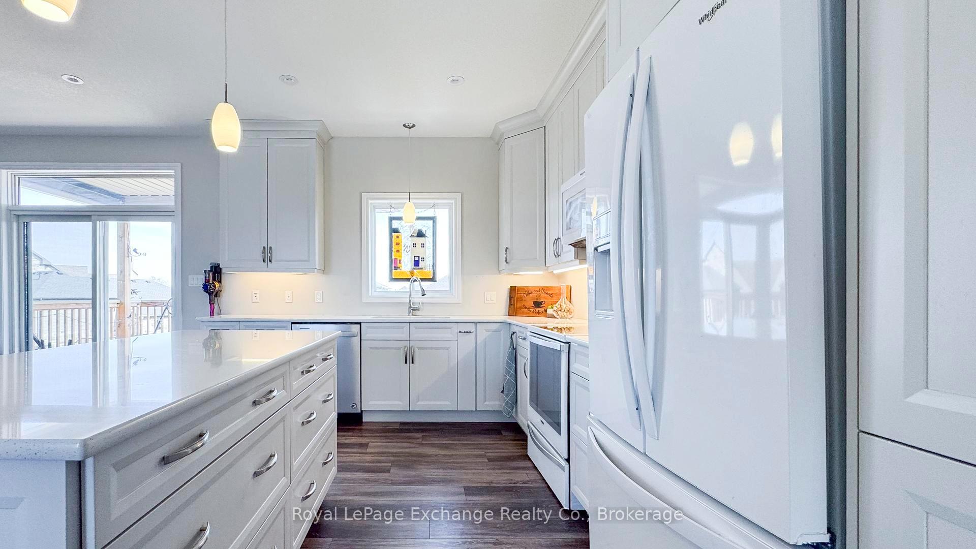 Photo 9 of 290 Saratoga Road, Kincardine — HOMEH