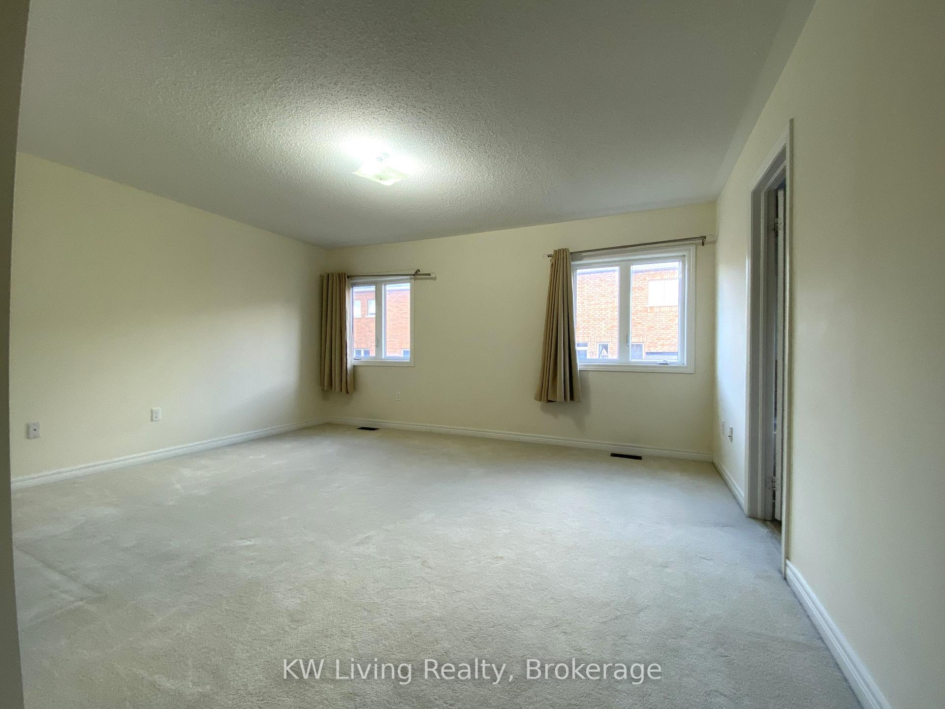 Photo 7 of 42 Foshan Avenue, Markham, Berczy — HOMEH