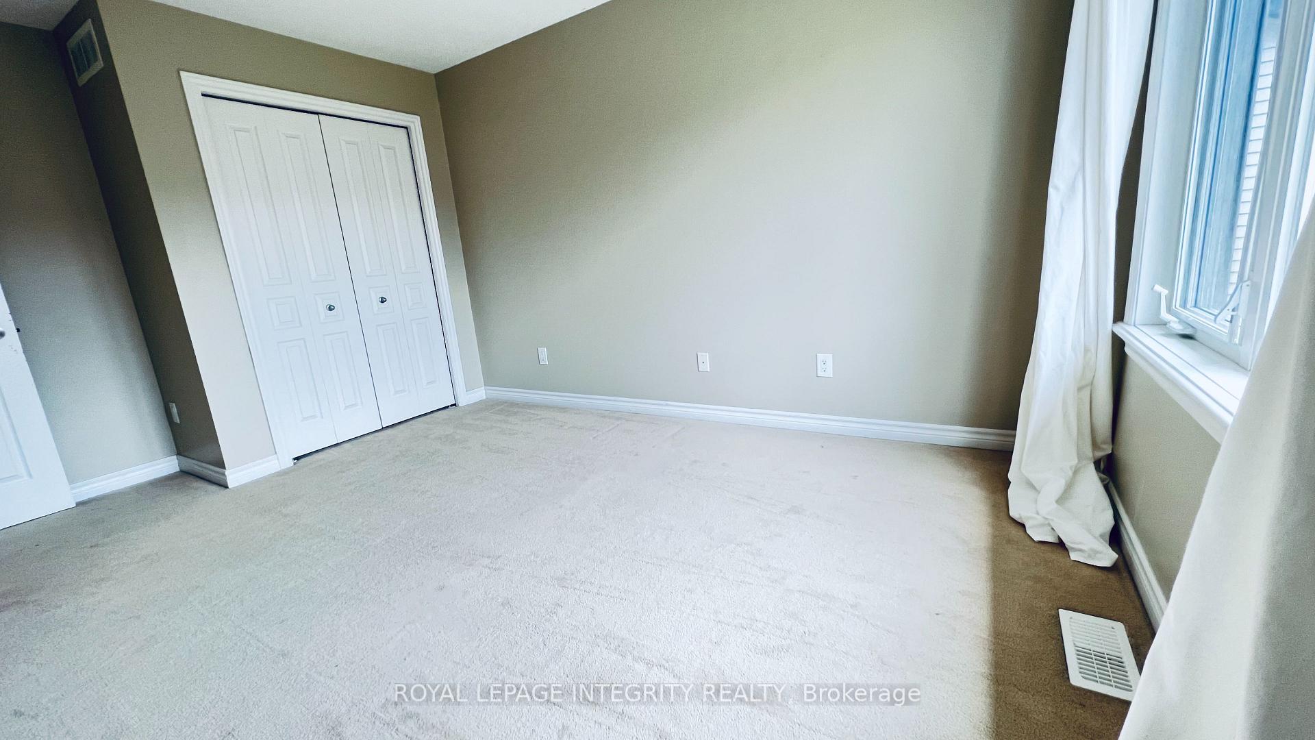 Photo 17 of 945 Fletcher Circle, Ottawa, Kanata - Kanata Lakes/Heritage Hills — HOMEH