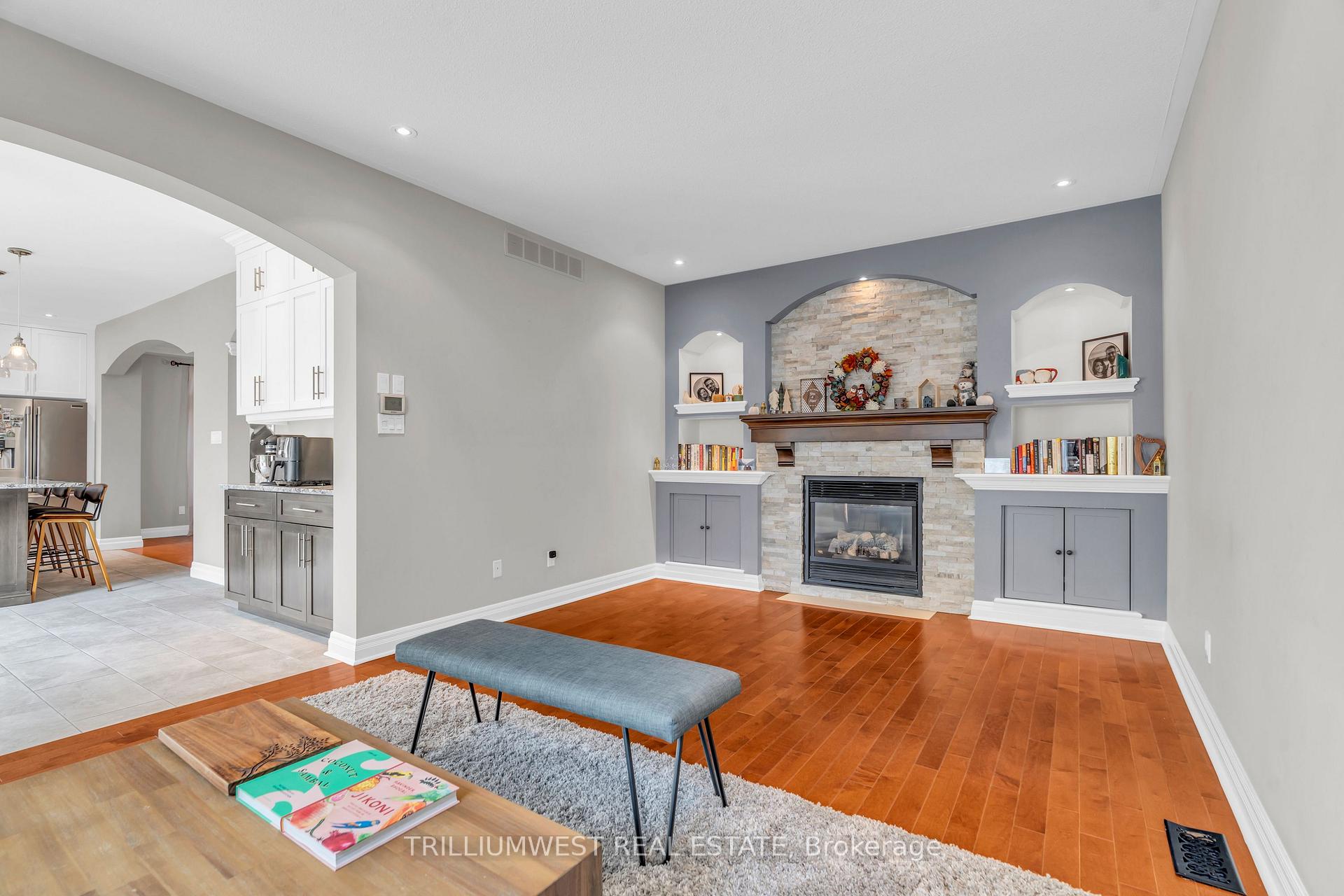 Photo 15 of 321 Deer Ridge Drive, Kitchener — HOMEH