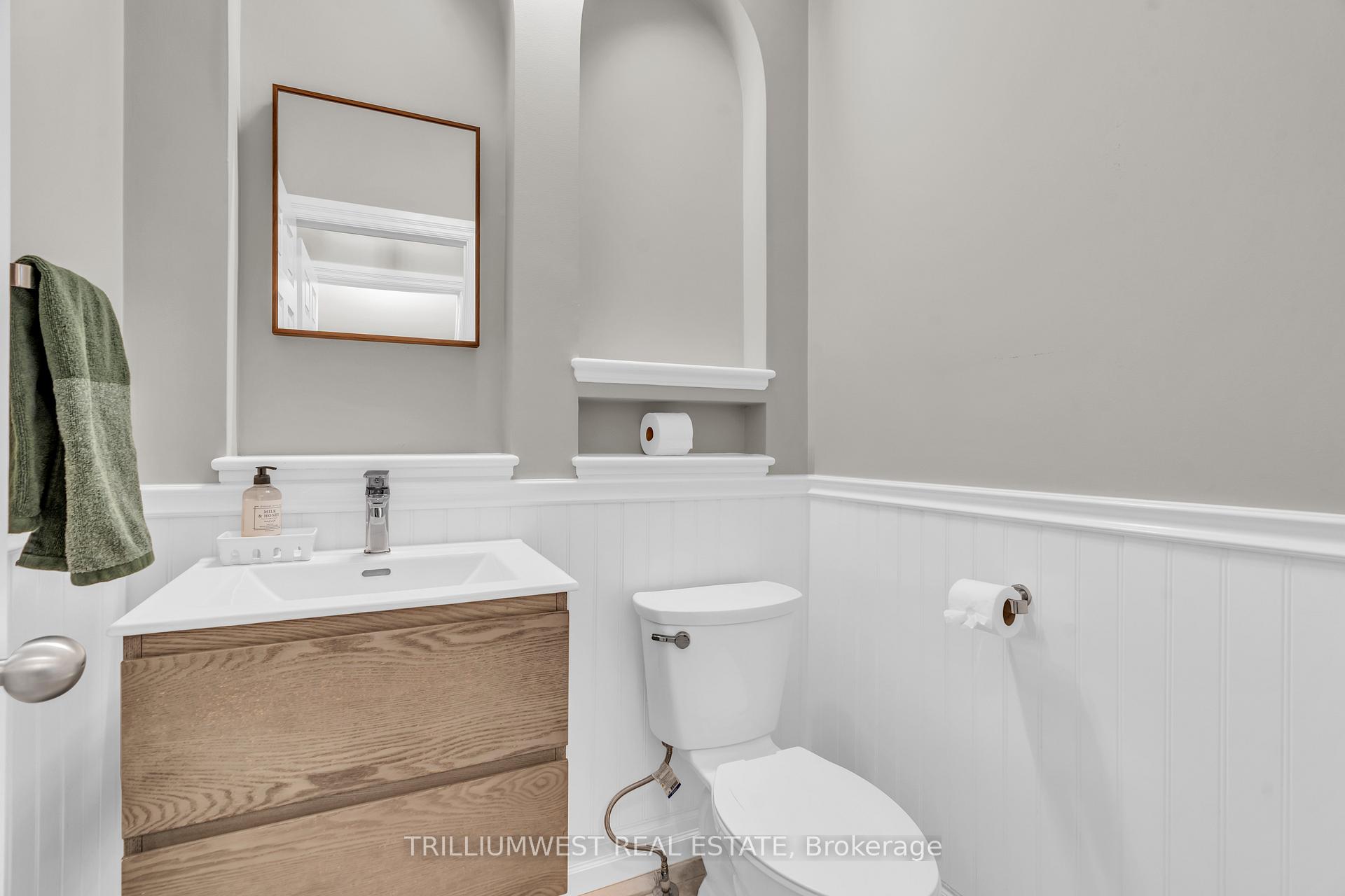Photo 18 of 321 Deer Ridge Drive, Kitchener — HOMEH