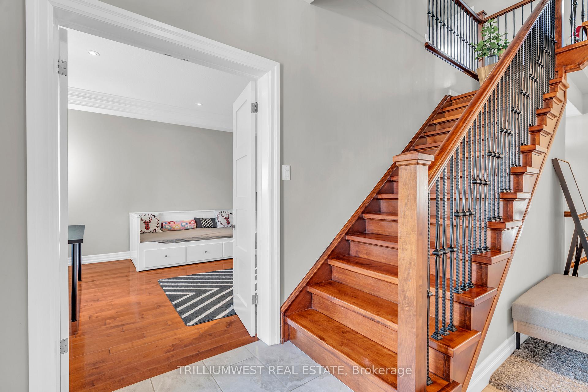 Photo 19 of 321 Deer Ridge Drive, Kitchener — HOMEH