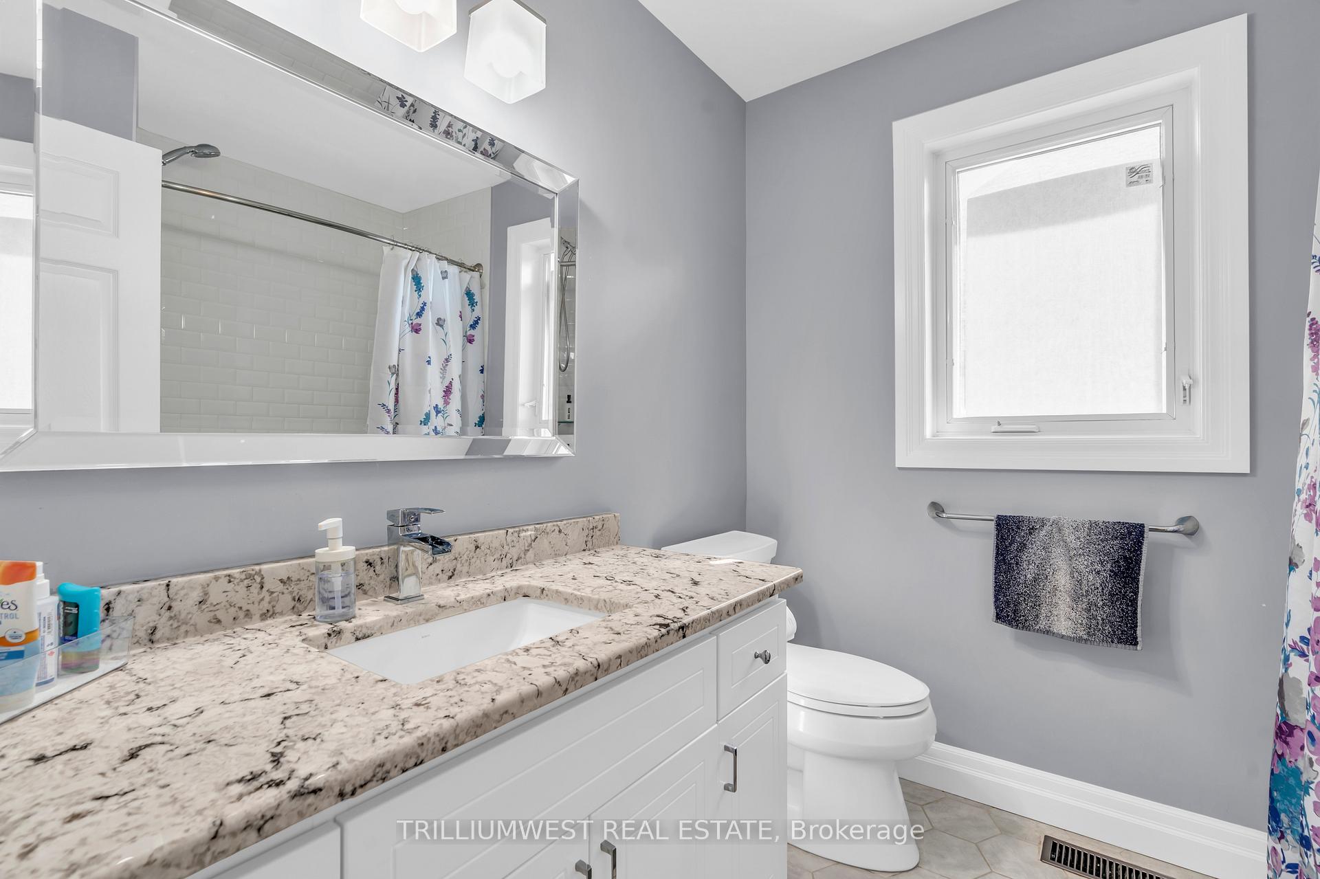 Photo 26 of 321 Deer Ridge Drive, Kitchener — HOMEH