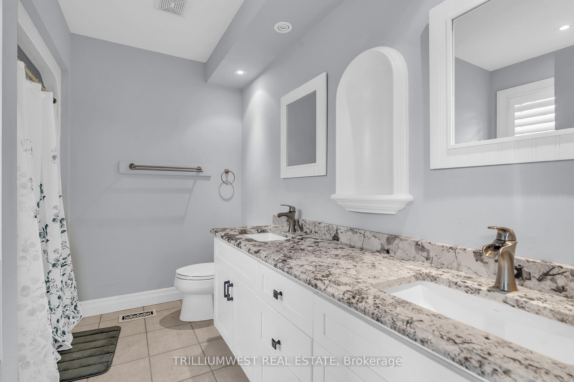 Photo 32 of 321 Deer Ridge Drive, Kitchener — HOMEH