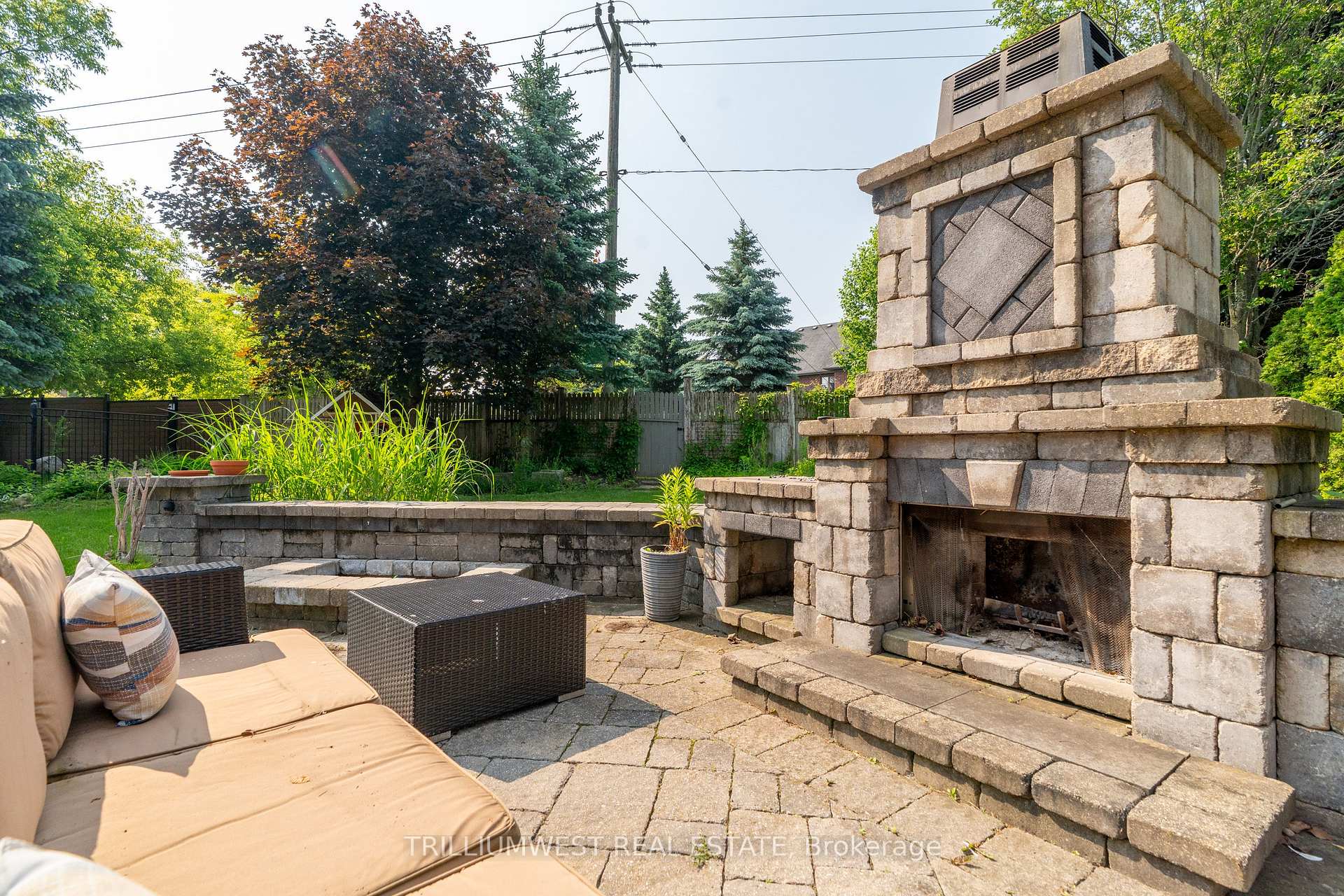 Photo 50 of 321 Deer Ridge Drive, Kitchener — HOMEH