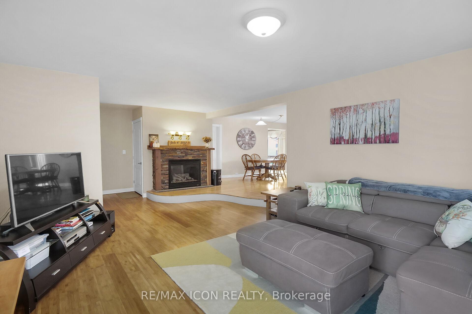 Photo 8 of 130 Alice Street, Lucan Biddulph, Lucan — HOMEH