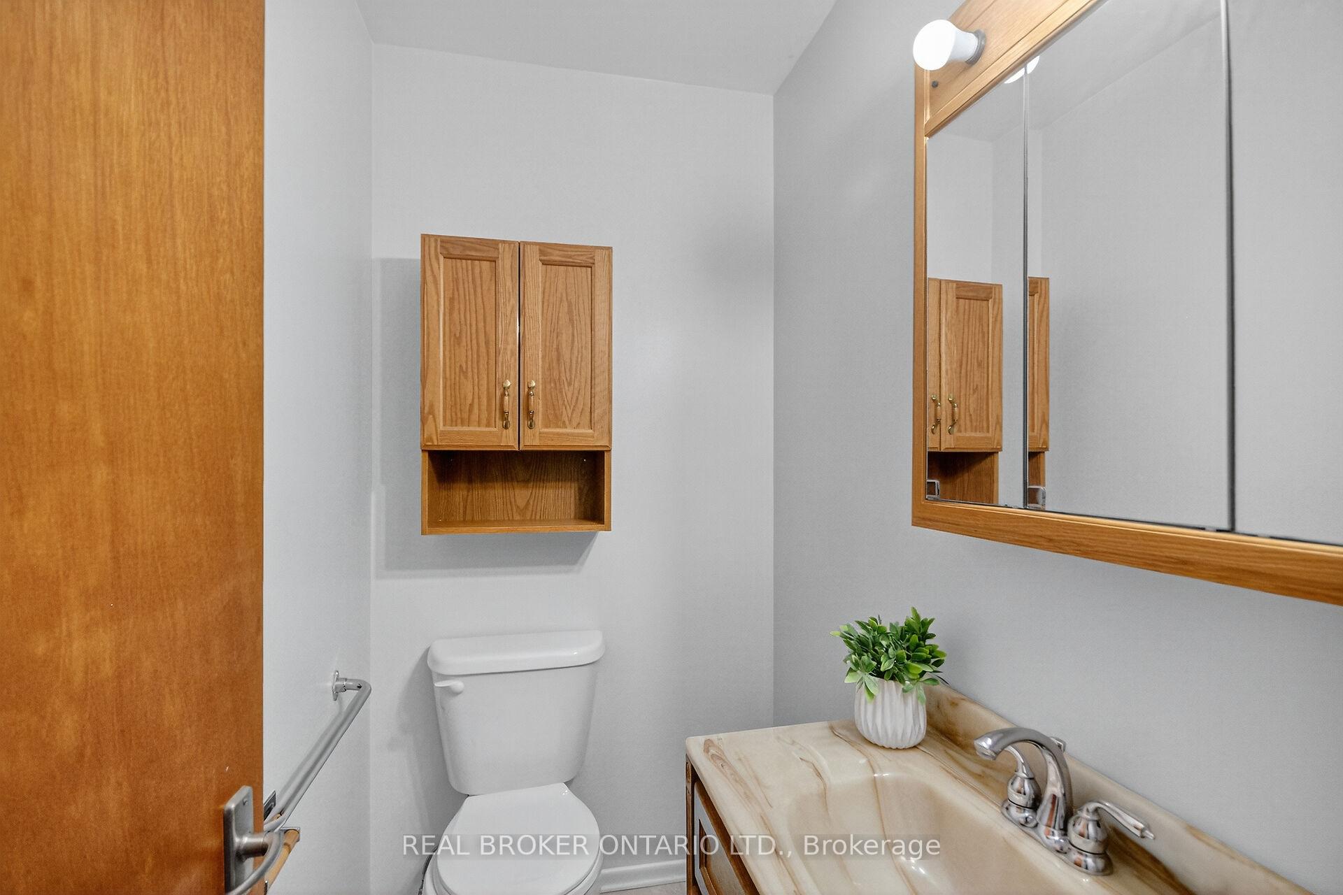 Photo 14 of 89 Country Lane W, Ottawa, Kanata - Glencairn/Hazeldean — HOMEH