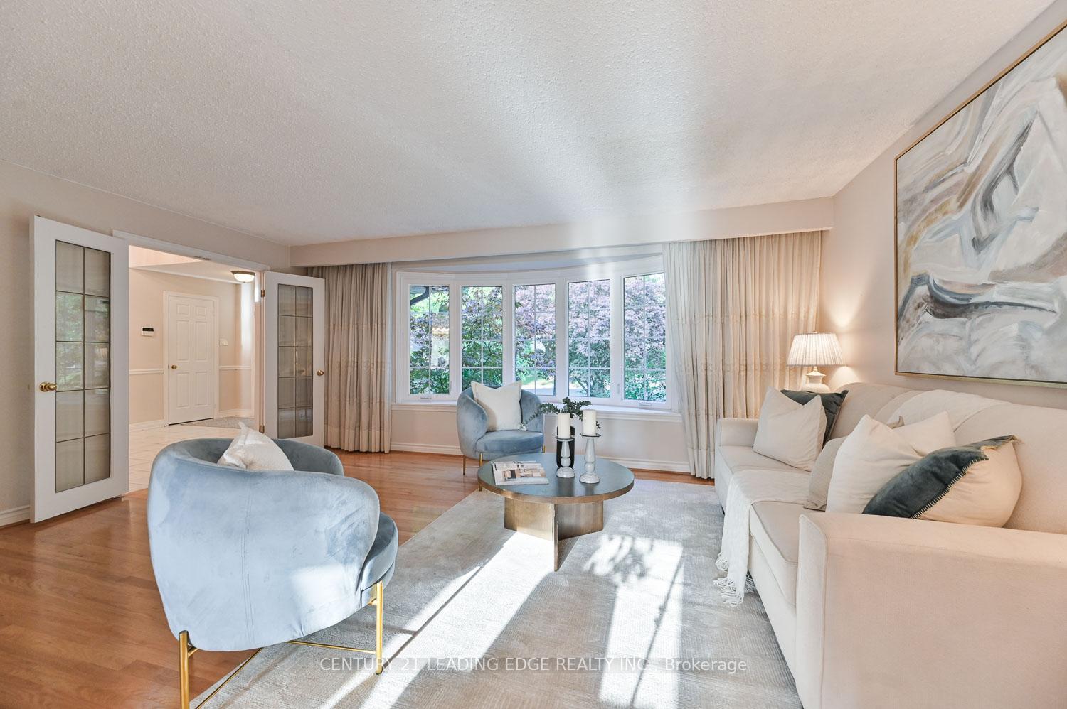 Photo 12 of 32 Addington Square, Markham, Unionville — HOMEH