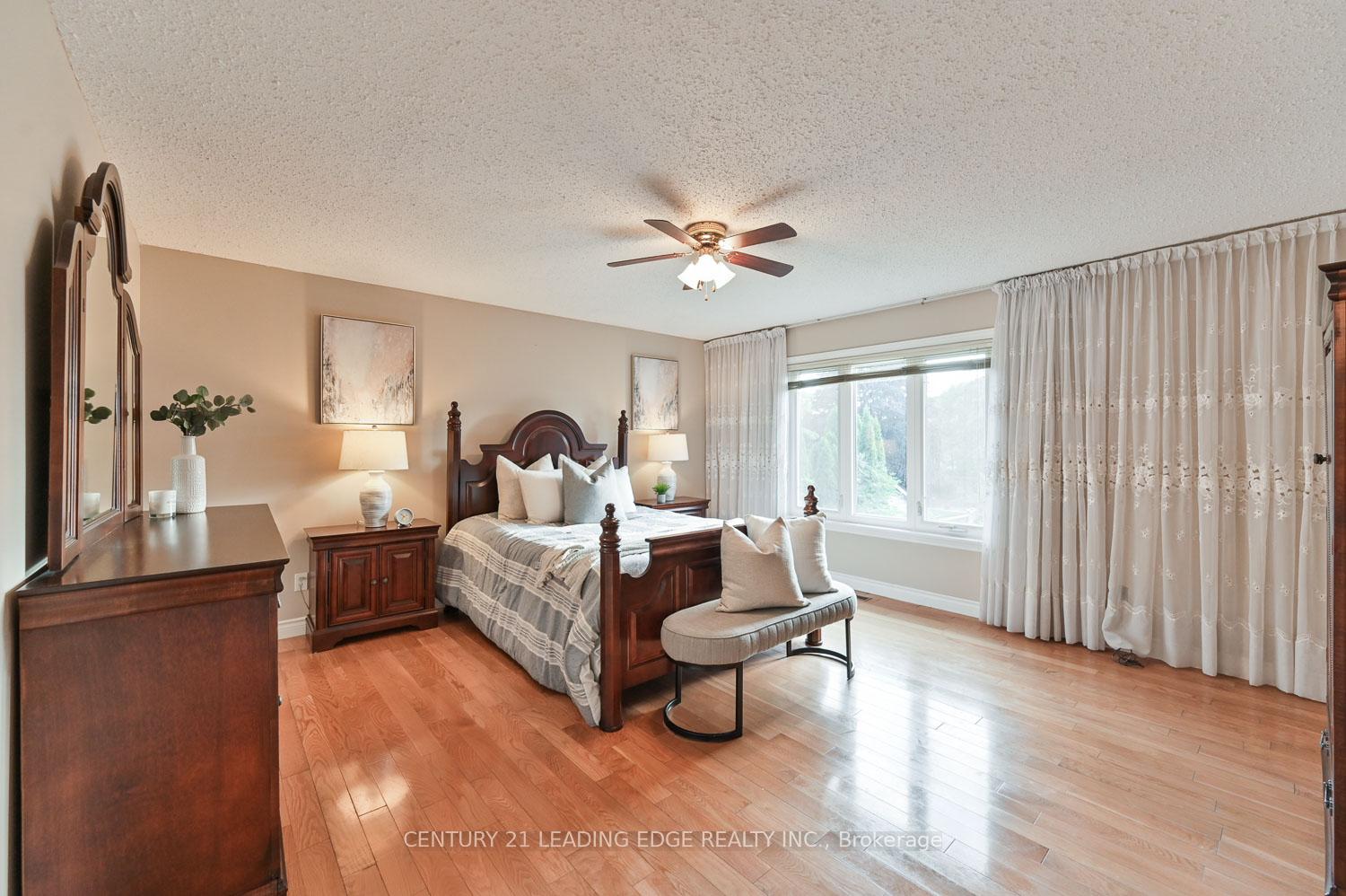 Photo 31 of 32 Addington Square, Markham, Unionville — HOMEH