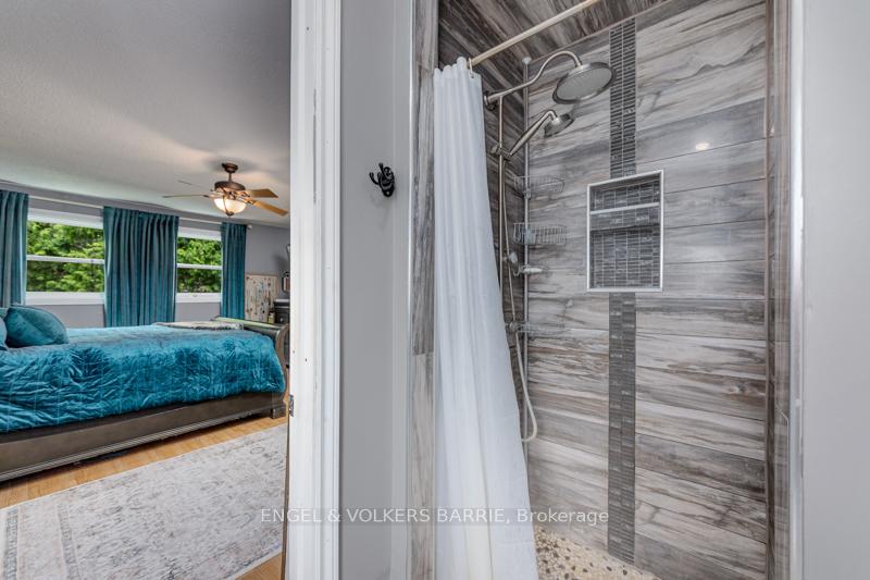 Photo 13 of 2294 Webb Street, Innisfil, Stroud — HOMEH